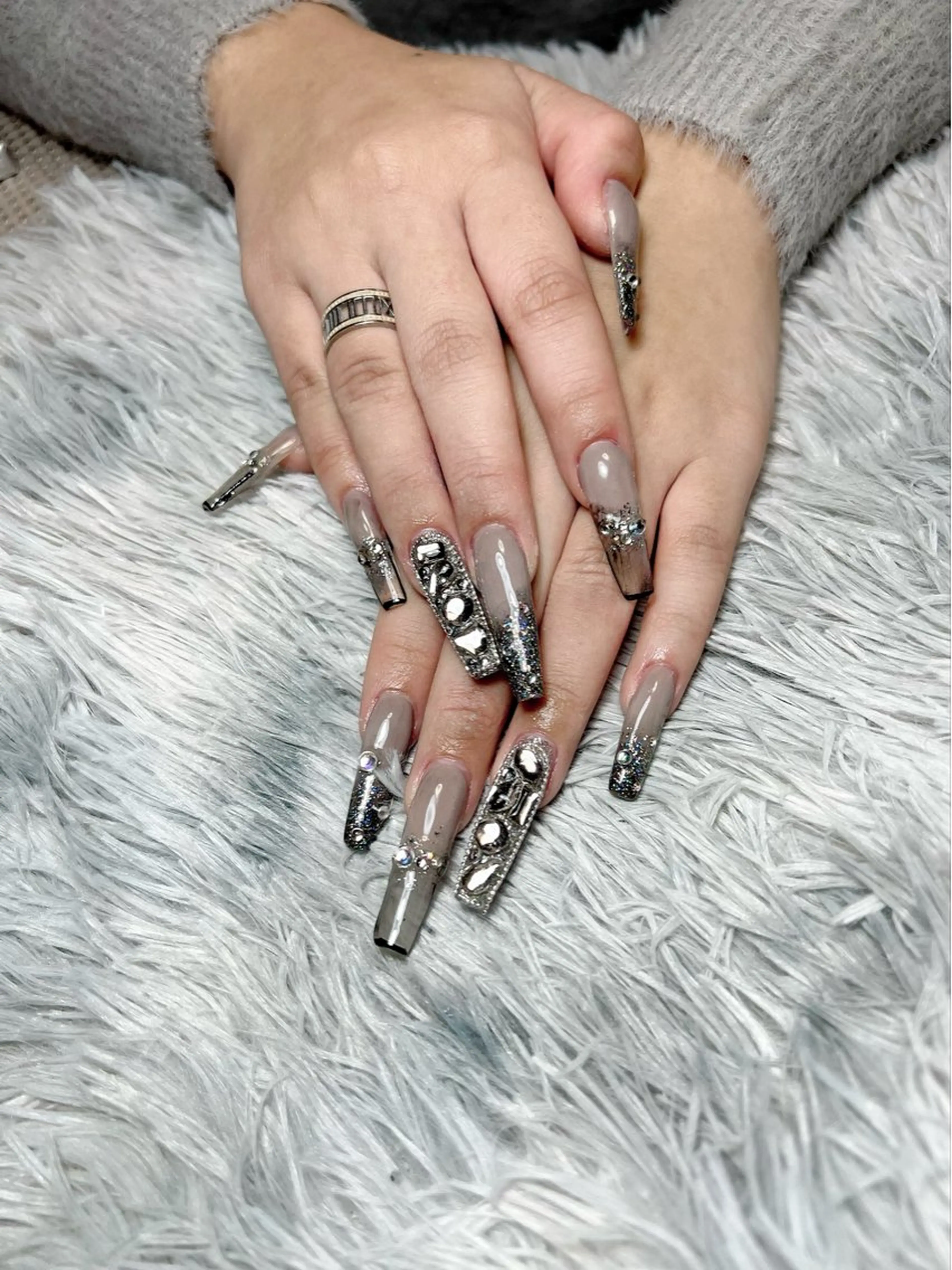 ネイル クリアネイル スカルプネイル ハンドネイル シェヌネイル JURAのネイルデザイン