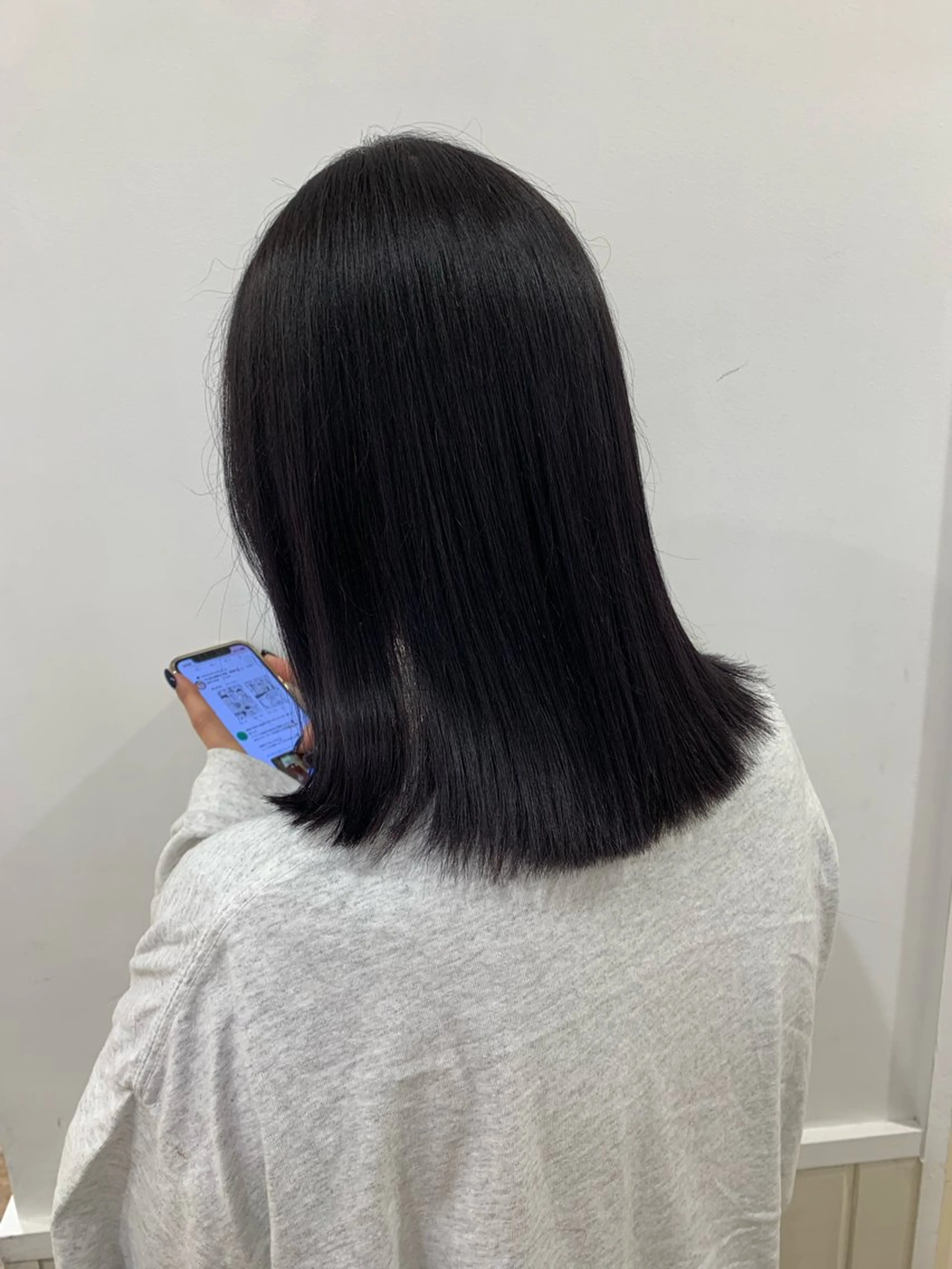 セミロング カラー 透明感カラー clan en所属・clan .のヘアスタイル