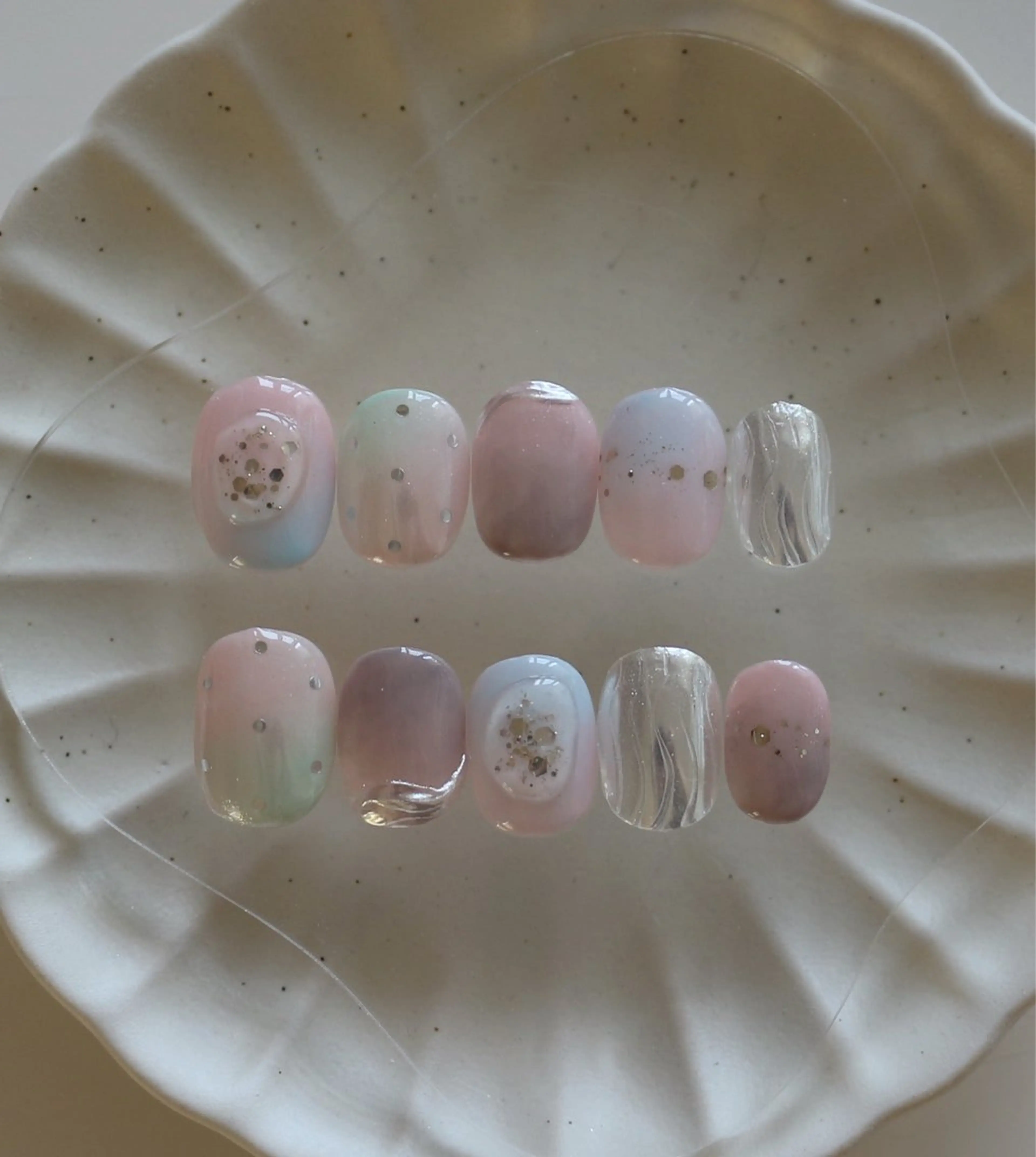 ネイル キラキラネイル ミラーネイル ニュアンスネイル パステルネイル 夏ネイル ハンドネイル Baku Nailsのネイルデザイン