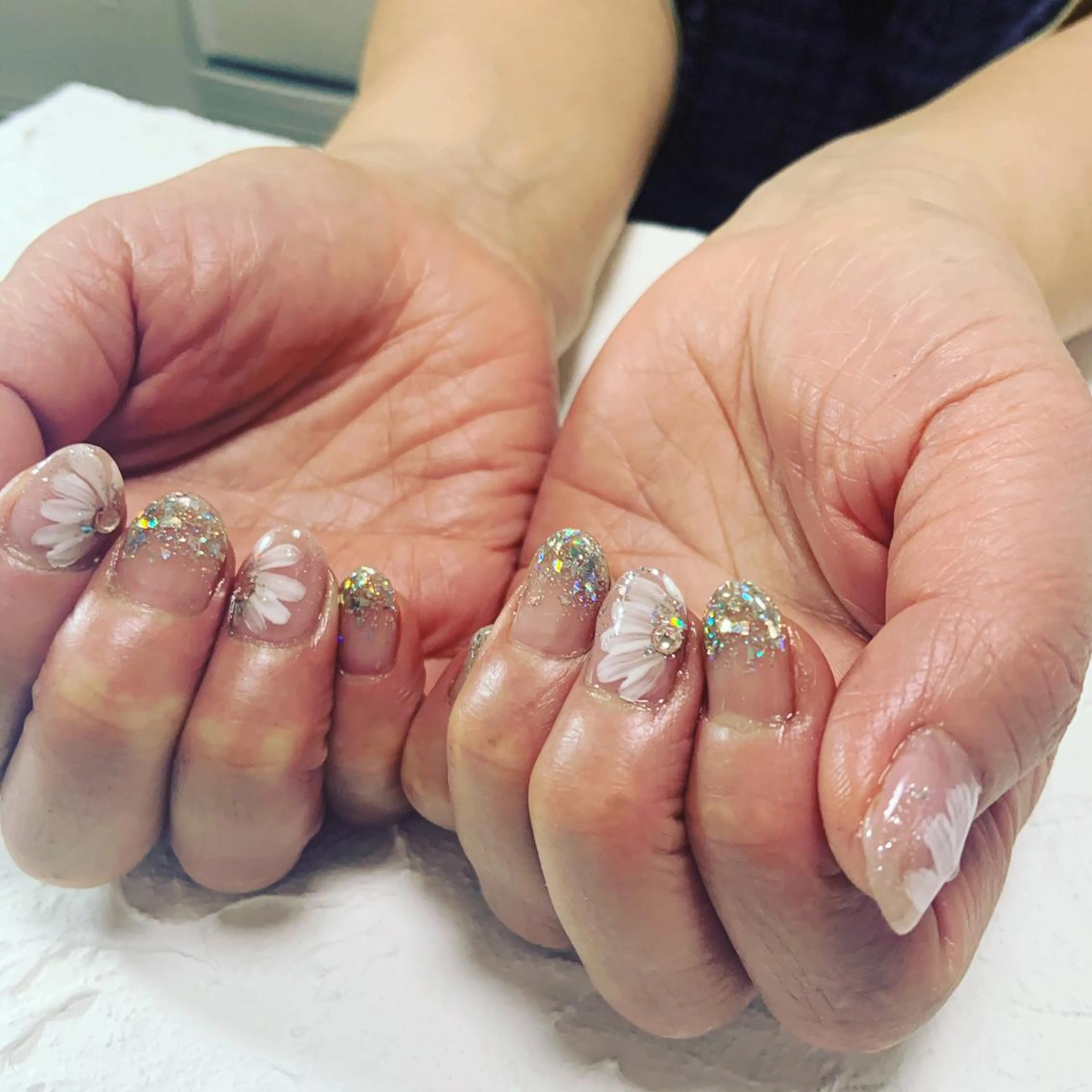 ネイル nail.gorin所属・吉村 優子のネイルデザイン