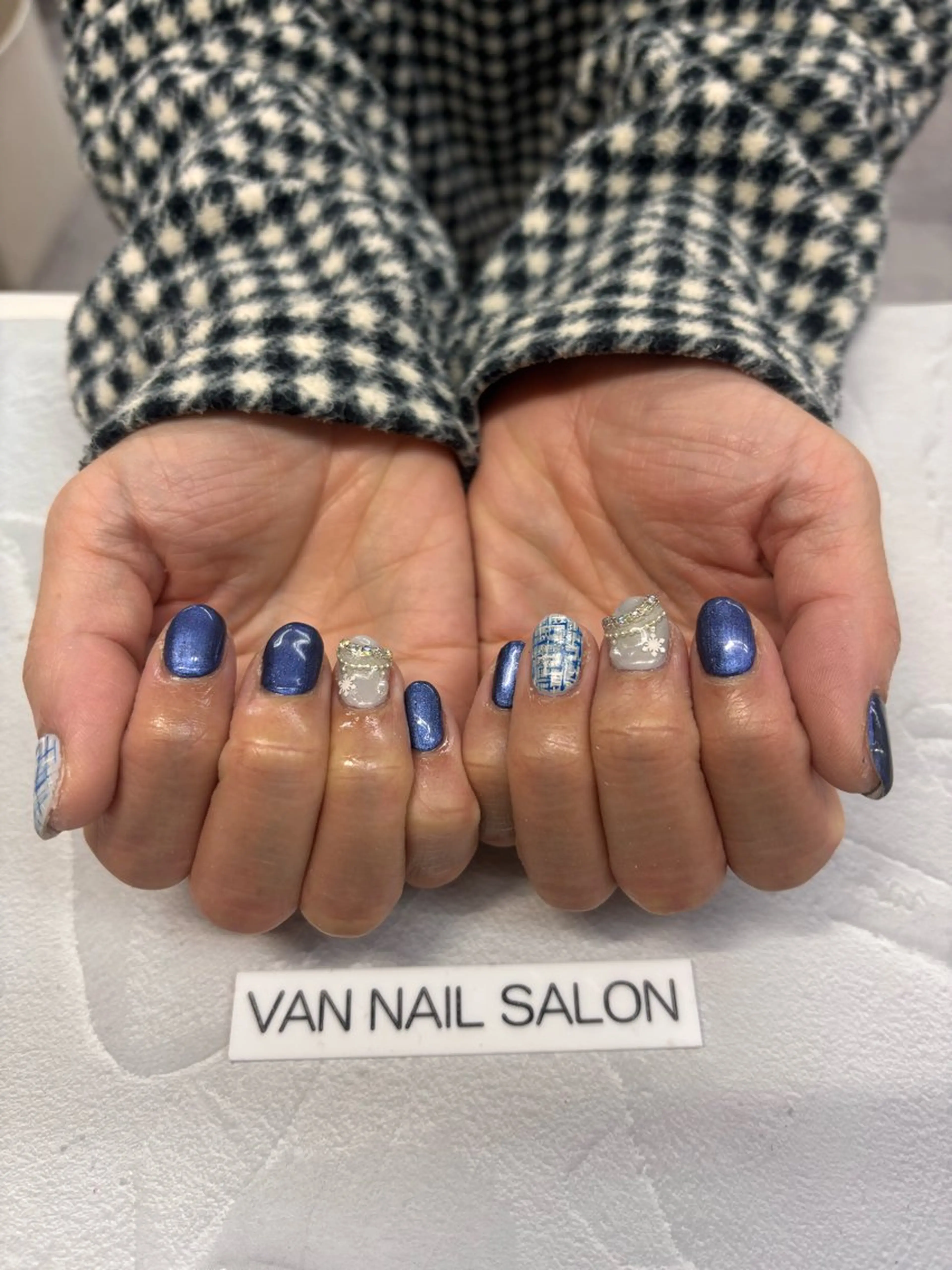 ネイル VANNAILSALON 海老名店所属・VANNAIL 海老名店のネイルデザイン