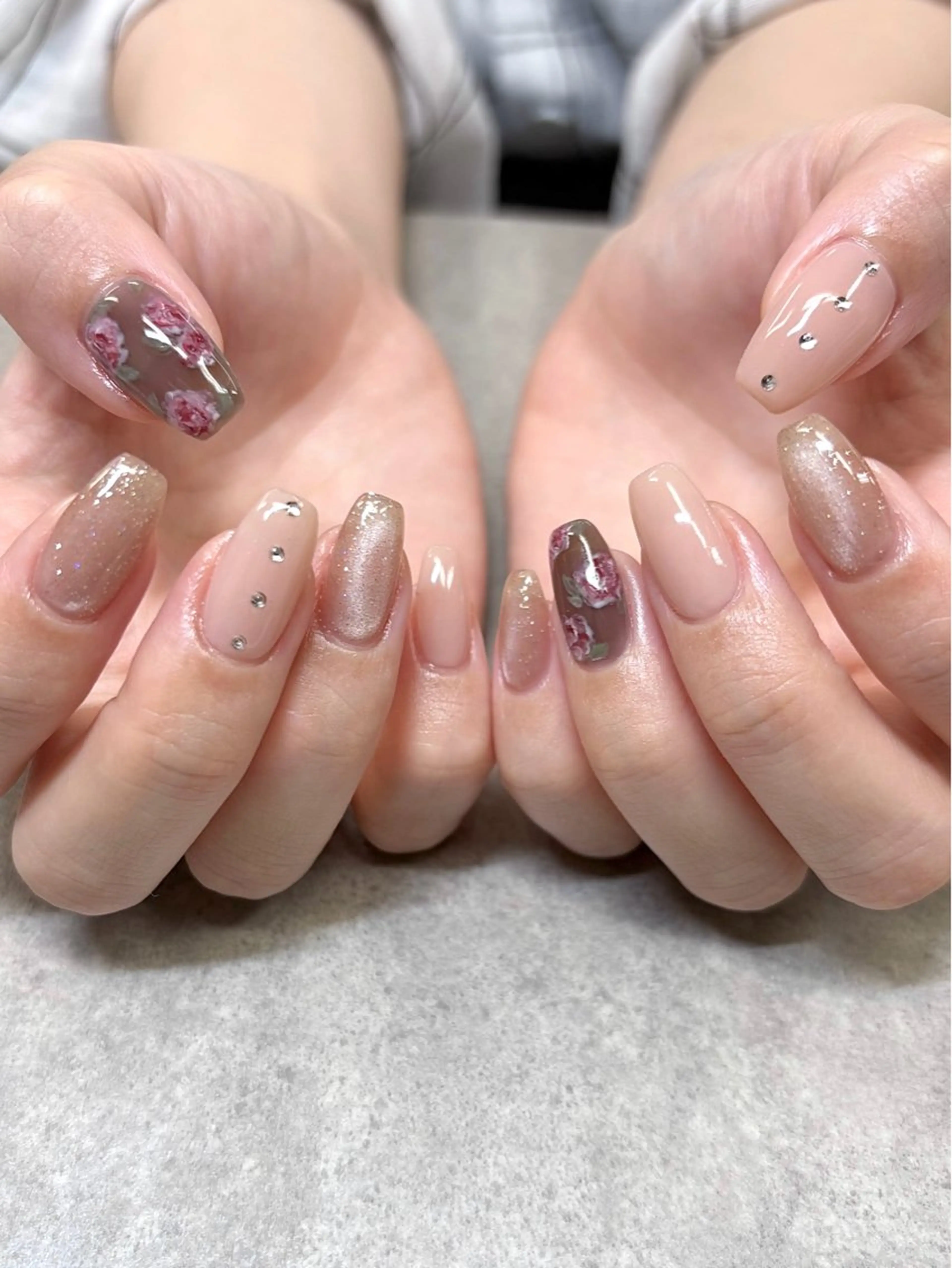 ネイル ネイルエルーシェ所属・Manatsu🌻 立川ネイリストのネイルデザイン