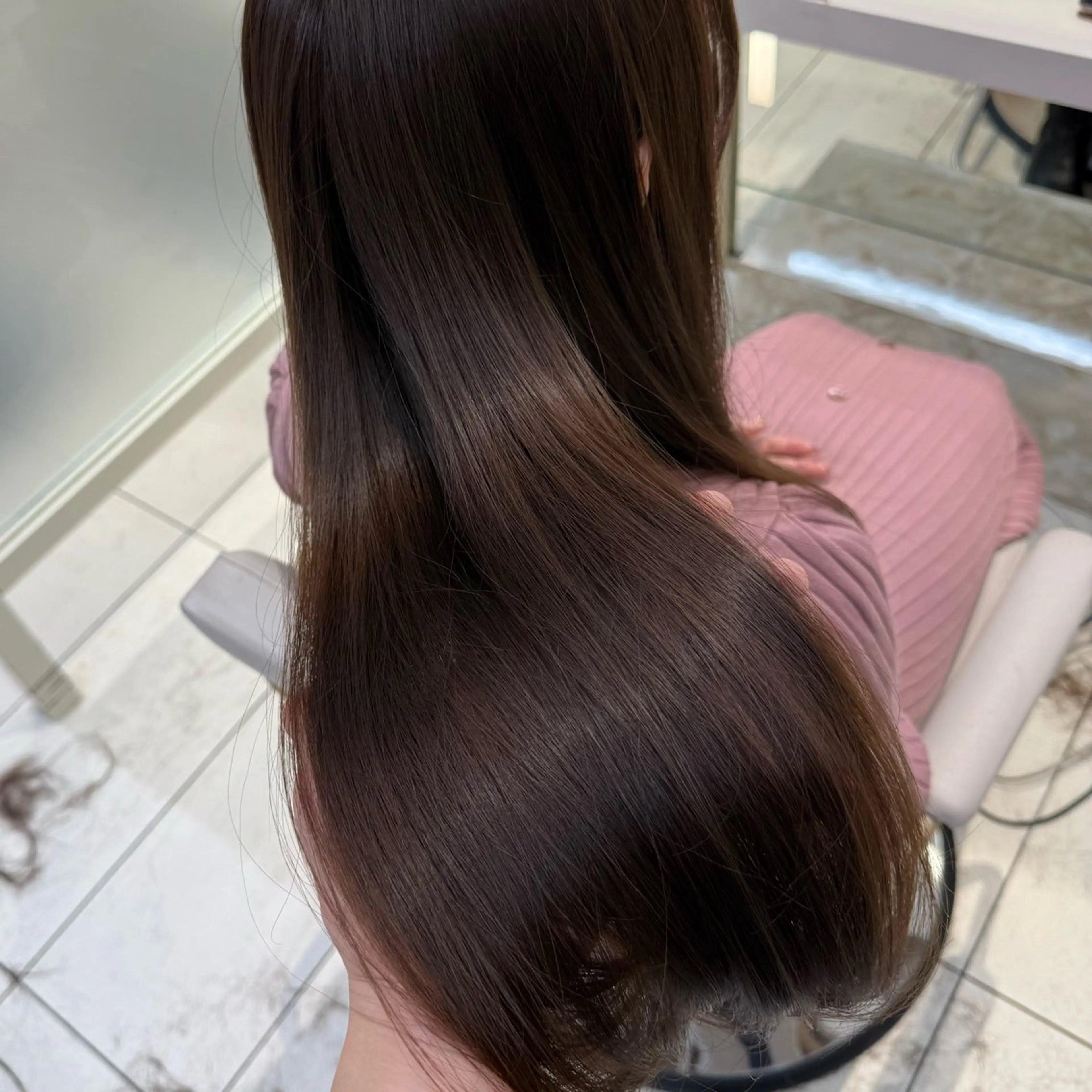 セミロング カラー カット ヘアカラー トリートメント 似合わせレイヤー 透明感カラーのヘアスタイル