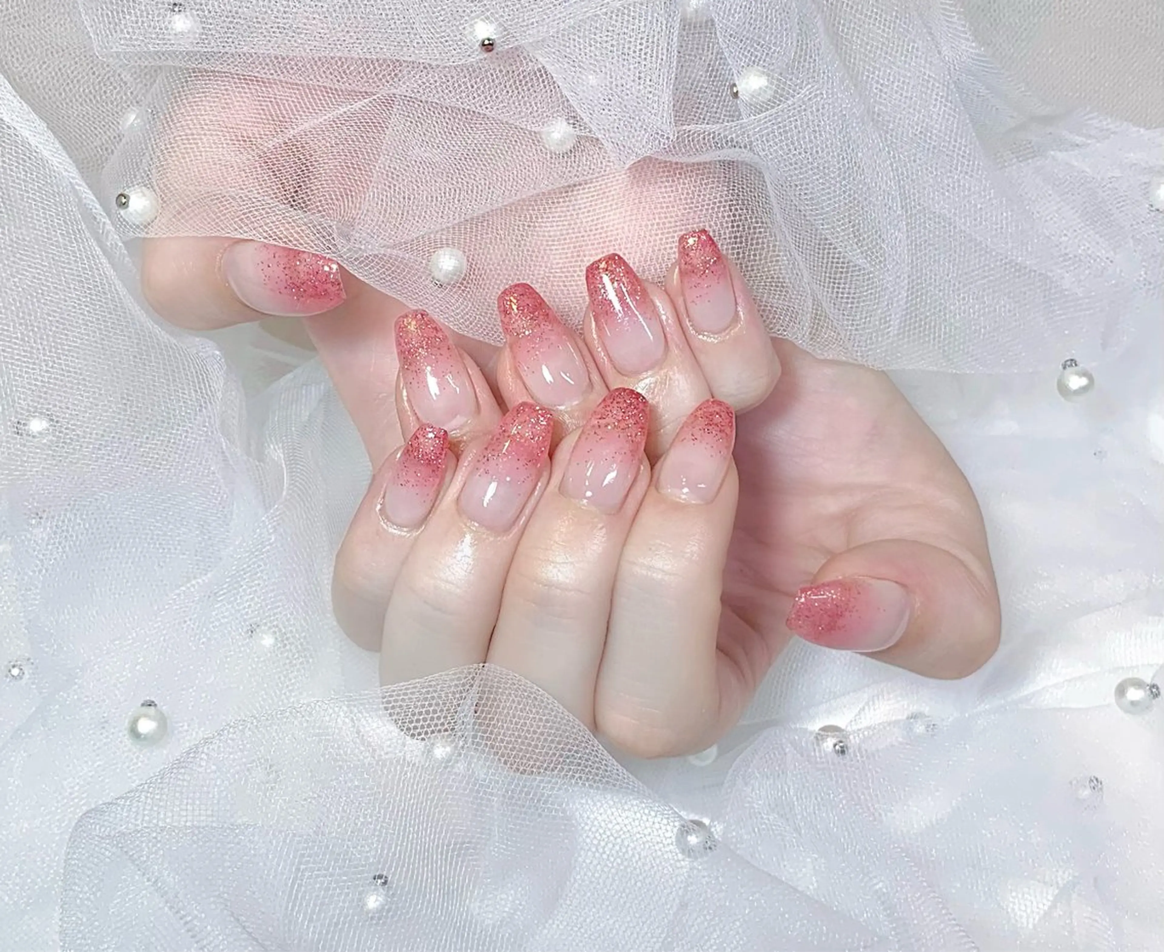 ネイル グラデーション 韓国ネイル ラメ(グリッター) ラメグラデーション ピンク Chat　noir所属・【chatnoir】 MIYUのネイルデザイン