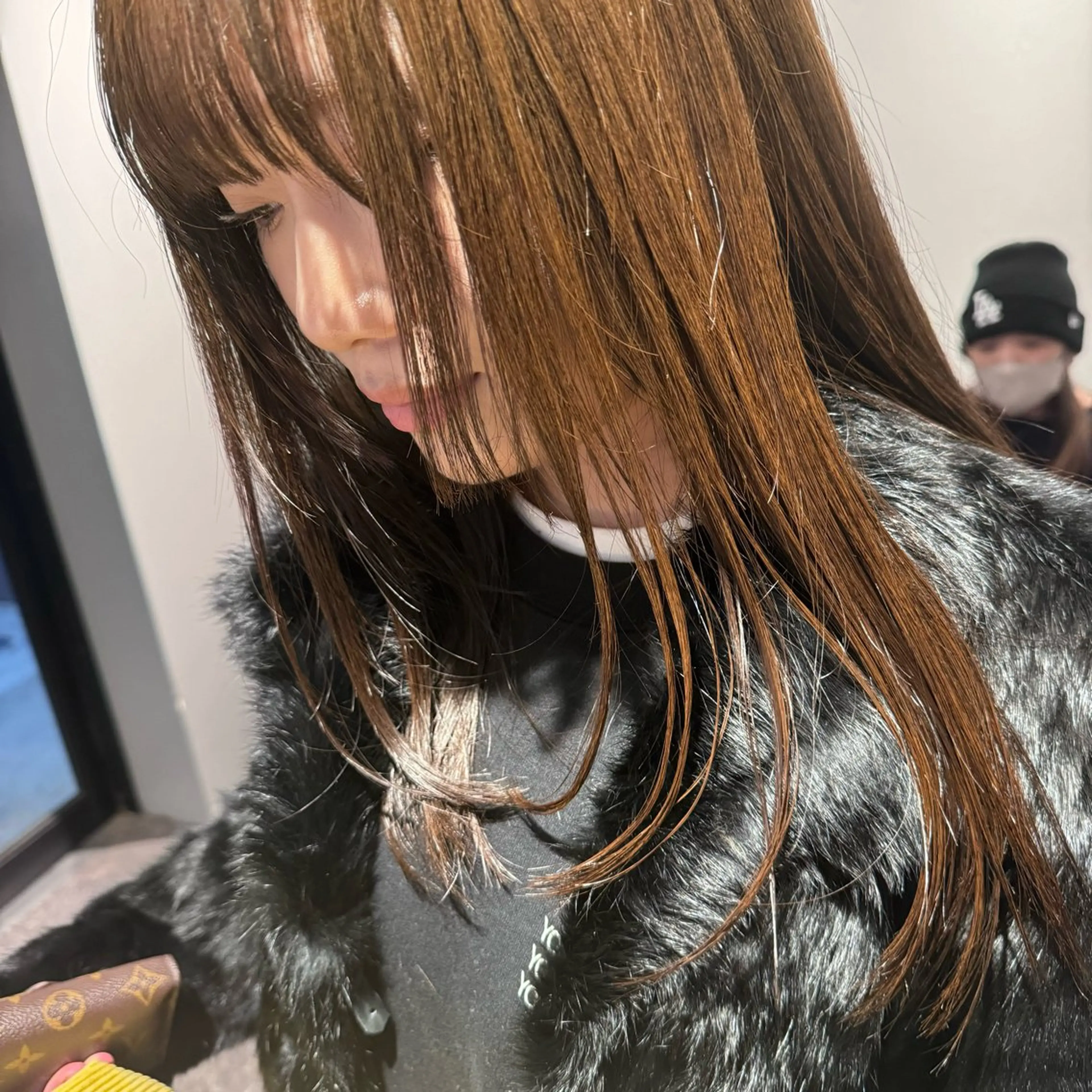 ロング 顔まわりレイヤー 顔周りカット 髪質改善 レイヤーカット 縮毛矯正 カット ヘアカラー トリートメント OAK 中目黒のヘアスタイル