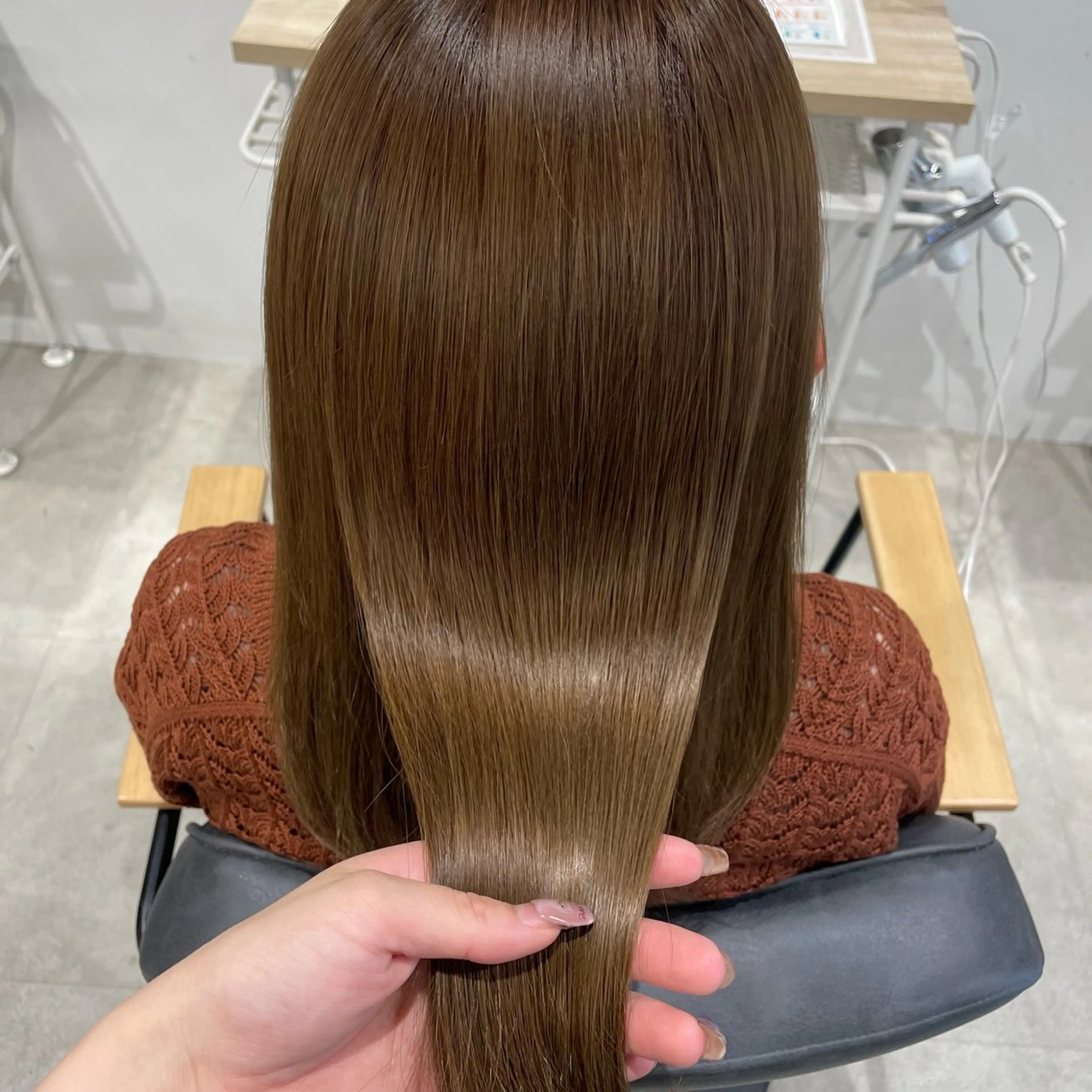 【カラーダメージや乾燥が気になる方にオススメ✨️ふわサラ質感に🪽🩷】大人気のAujua トリートメントの写真