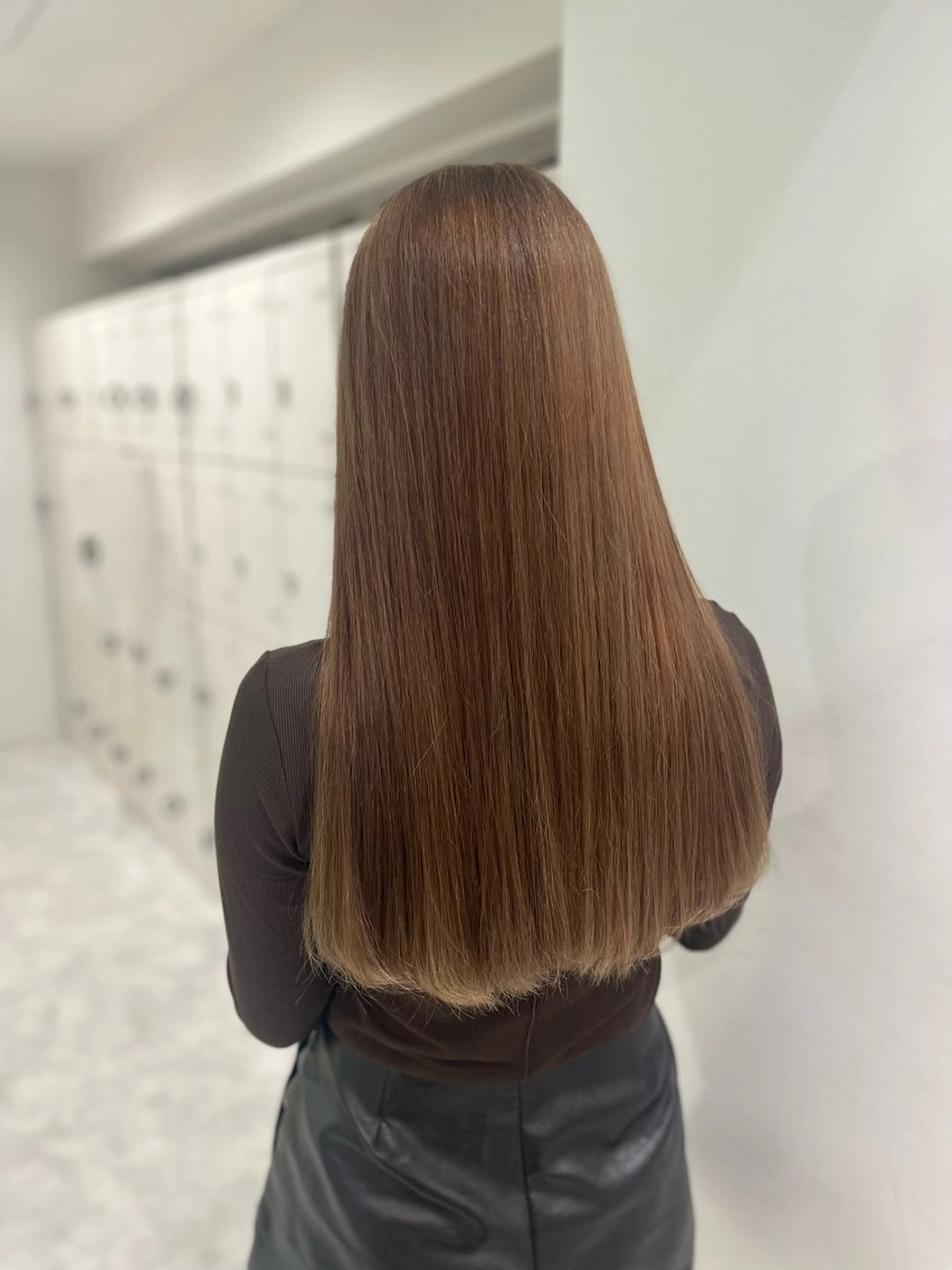 ロング カラー ハイトーンカラー 🦄レイヤーカットのヘアスタイル