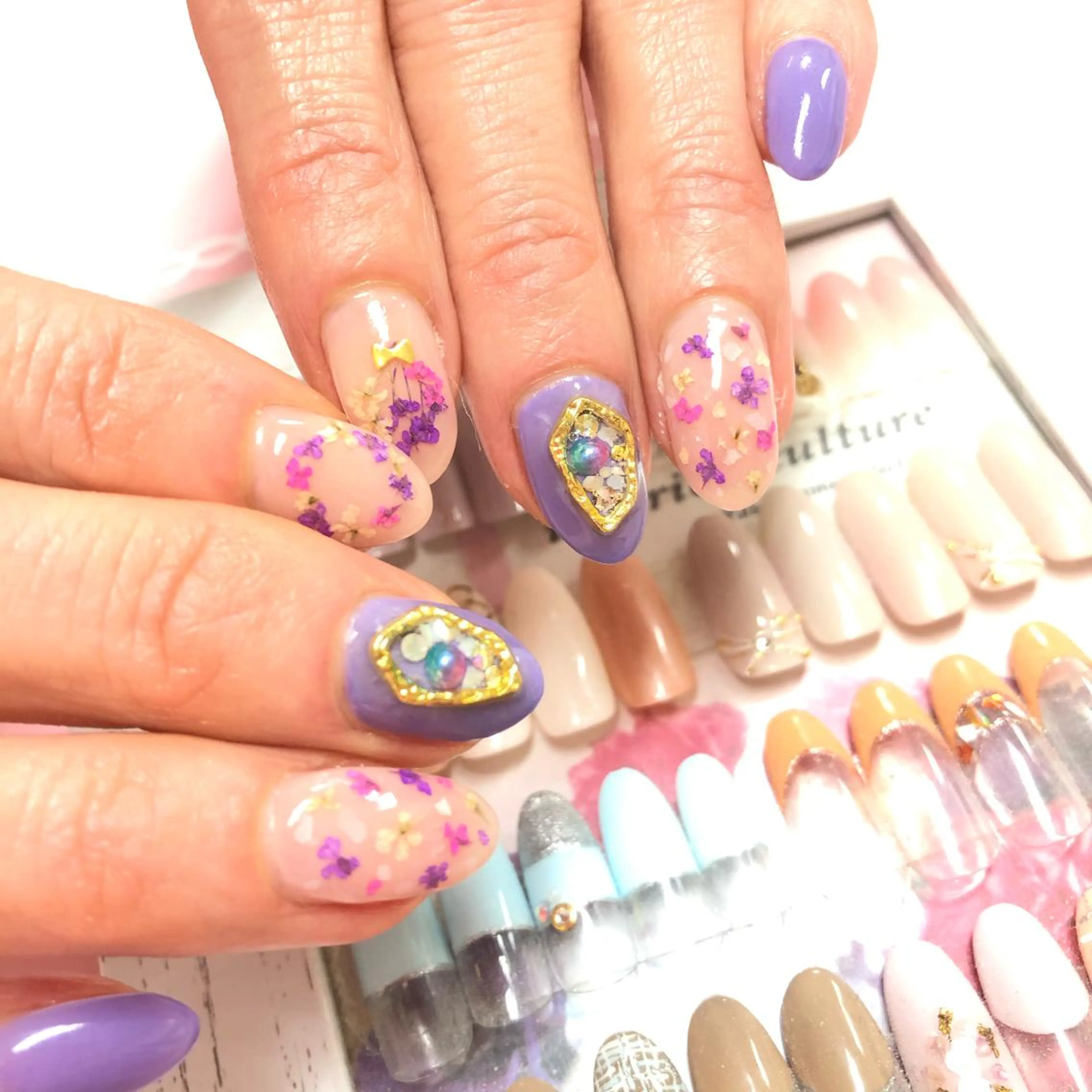 ネイル ユリシスネイル 担当近藤のネイルデザイン