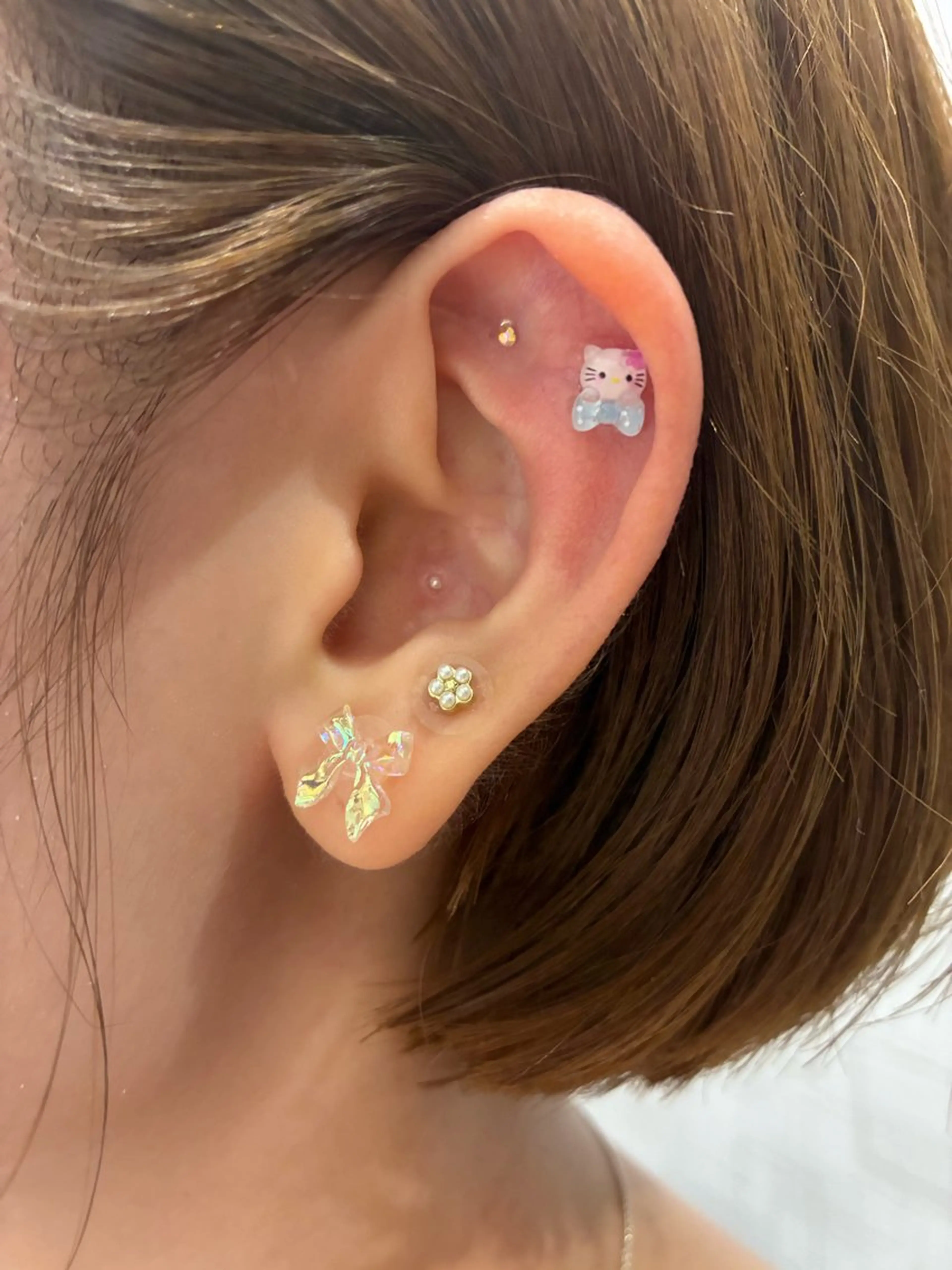 話題の耳つぼジュエリー💖10粒￥3500の写真