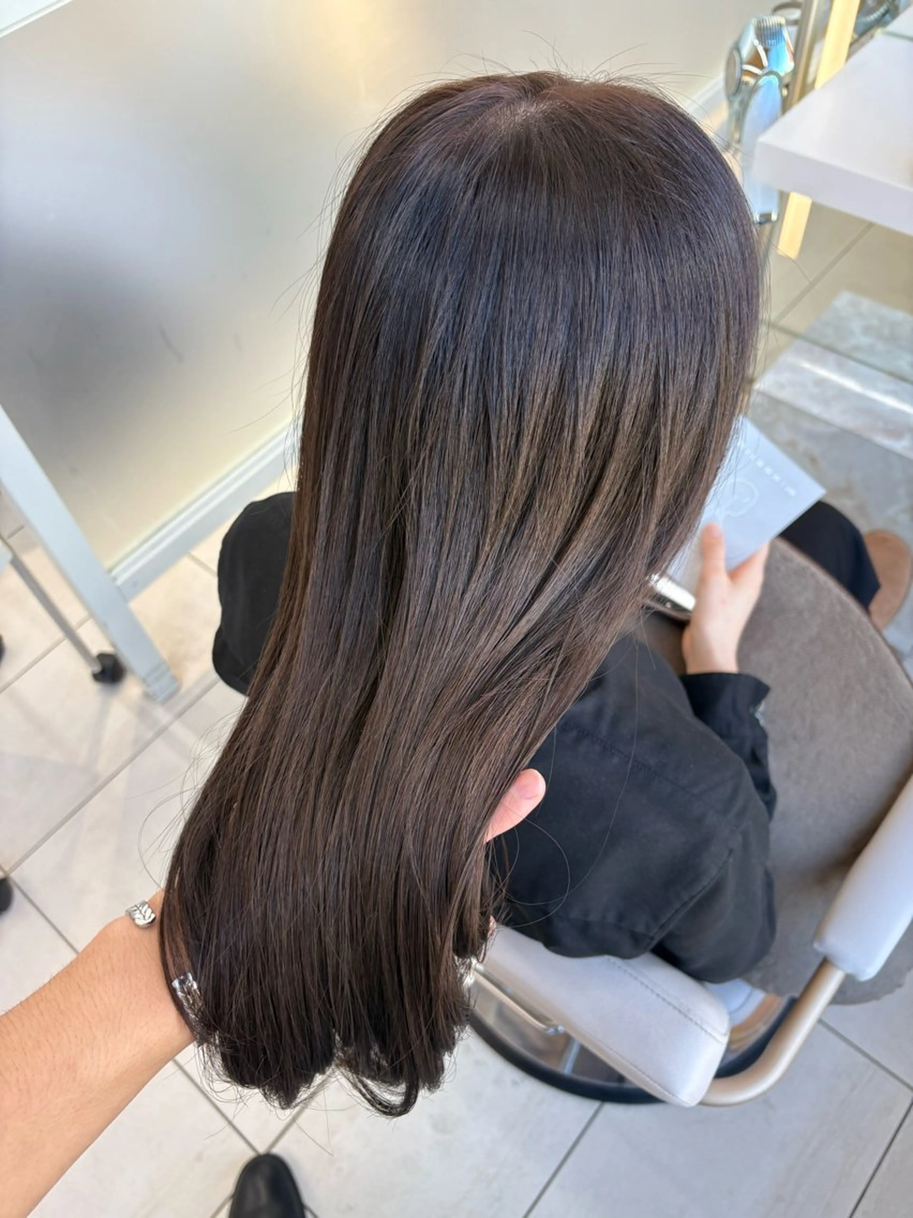 ロング カラー ヘアカラー 透明感カラー🌈 sena✨のヘアスタイル