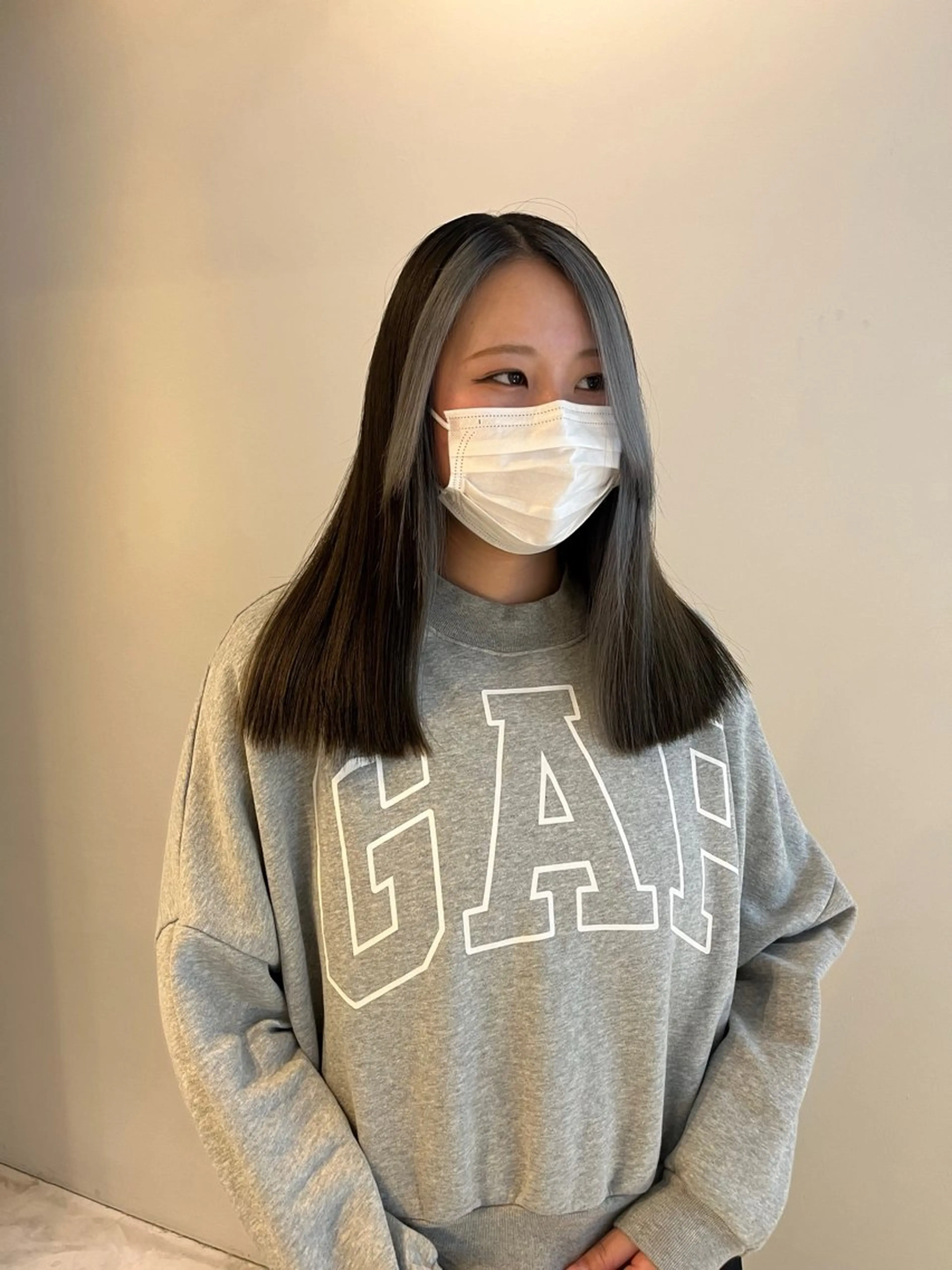 セミロング ALLYS 渋谷店所属・最高級の艶のある カラーmei🎨のヘアスタイル