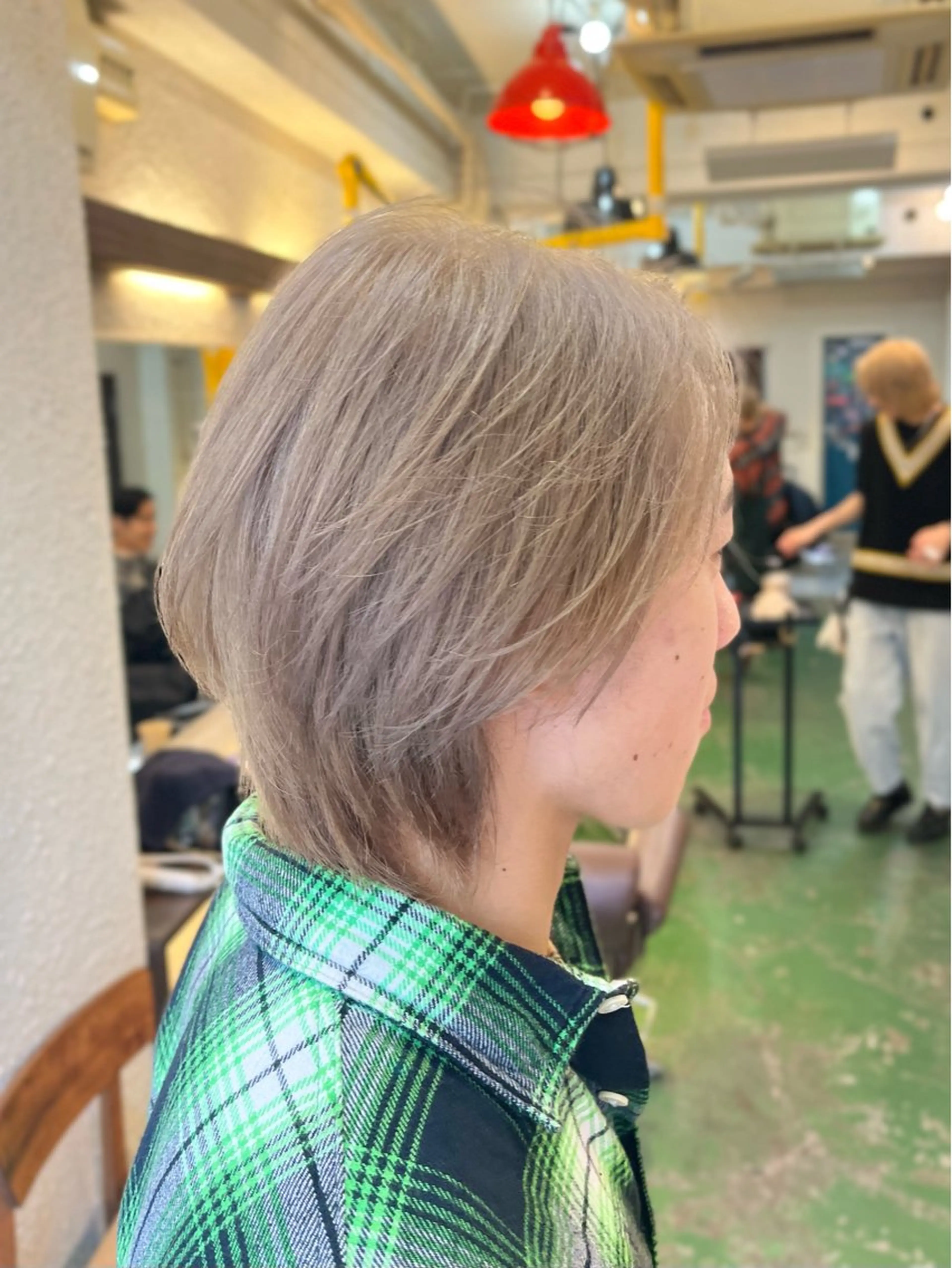 ショート カラー カット ヘアカラー トリートメント うるツヤハイトーン✨ /西川郁巳のヘアスタイル