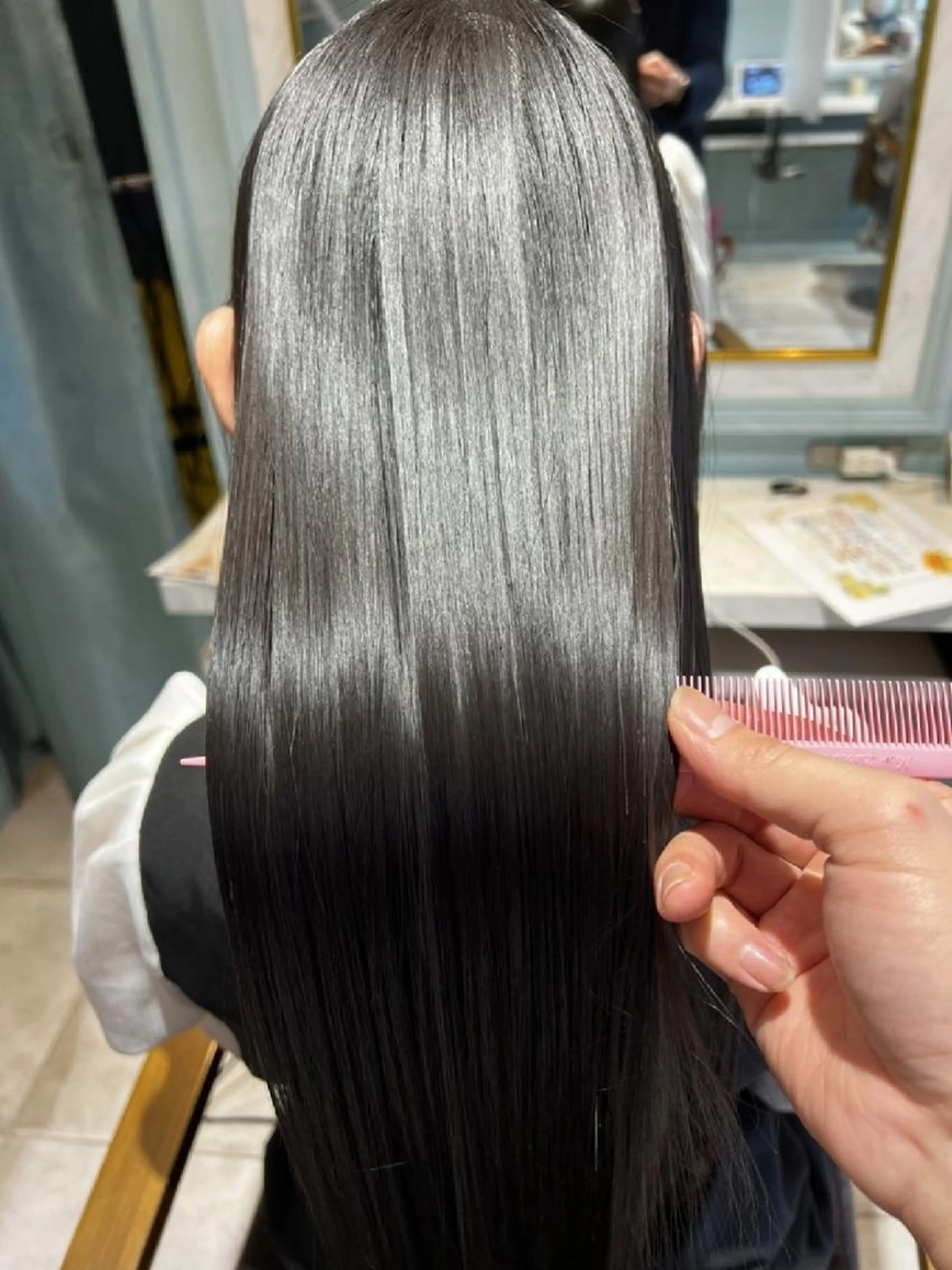 朝、もう30分寝れます！🙆髪質改善ストレート✨どんな髪でもツヤツヤ！サラサラに✨の写真