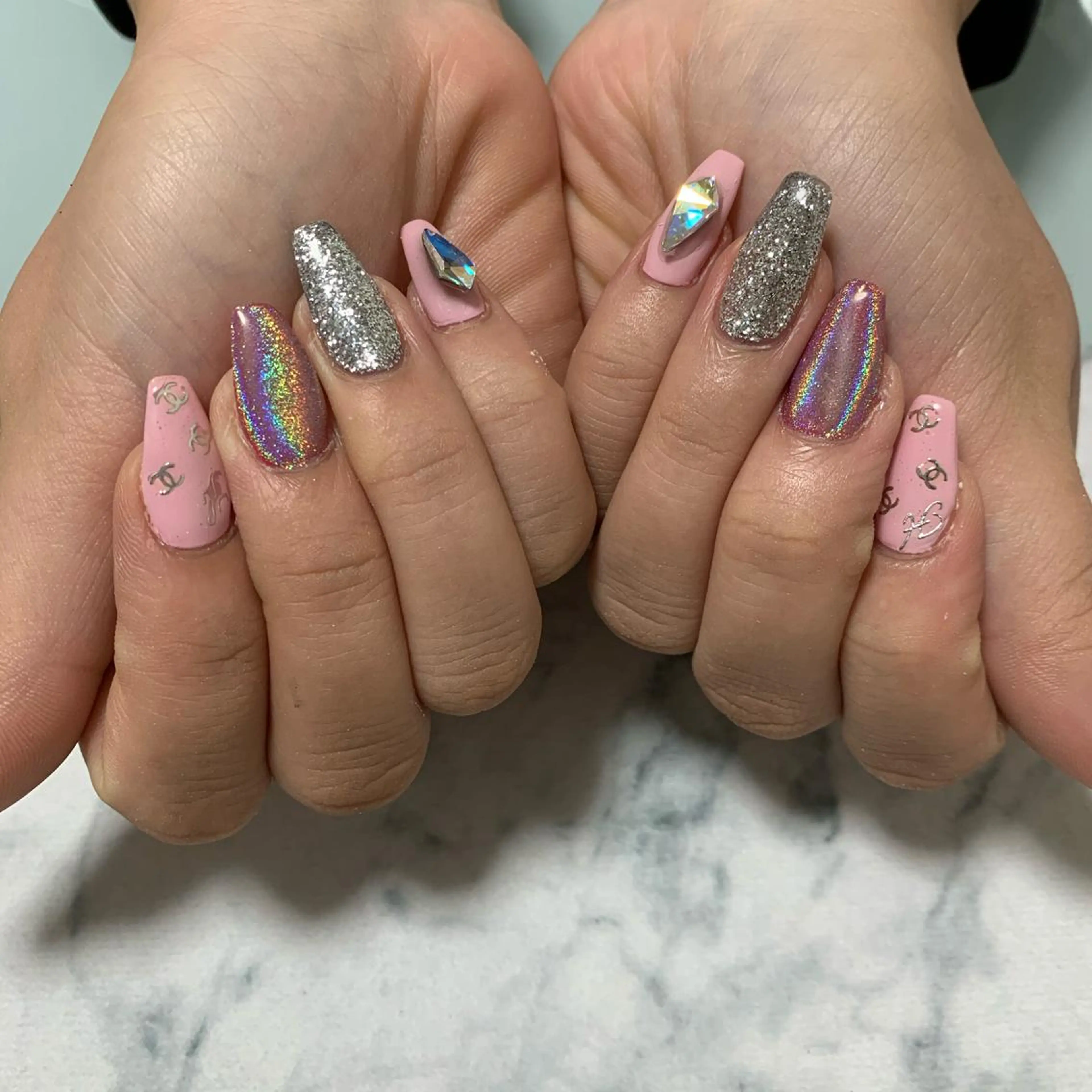 ネイル ハンドネイル 🌙🫧CHARME (RUKA)🦋🫧のネイルデザイン