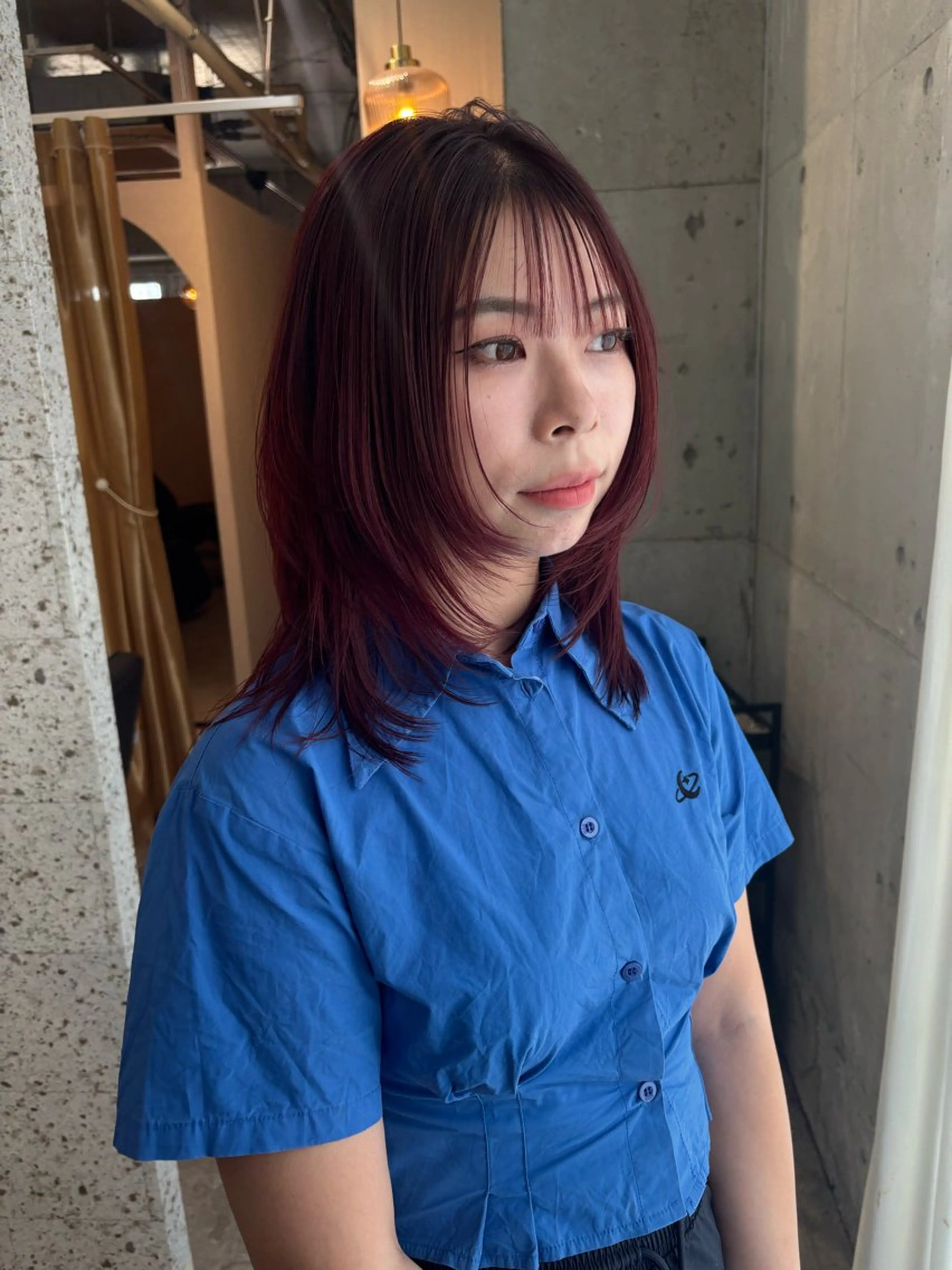 セミロング カラー レッドカラー ウルフカット ヘアカラー lani hair salon所属・SHOTO ハイトー ン/デザインカラーのヘアスタイル