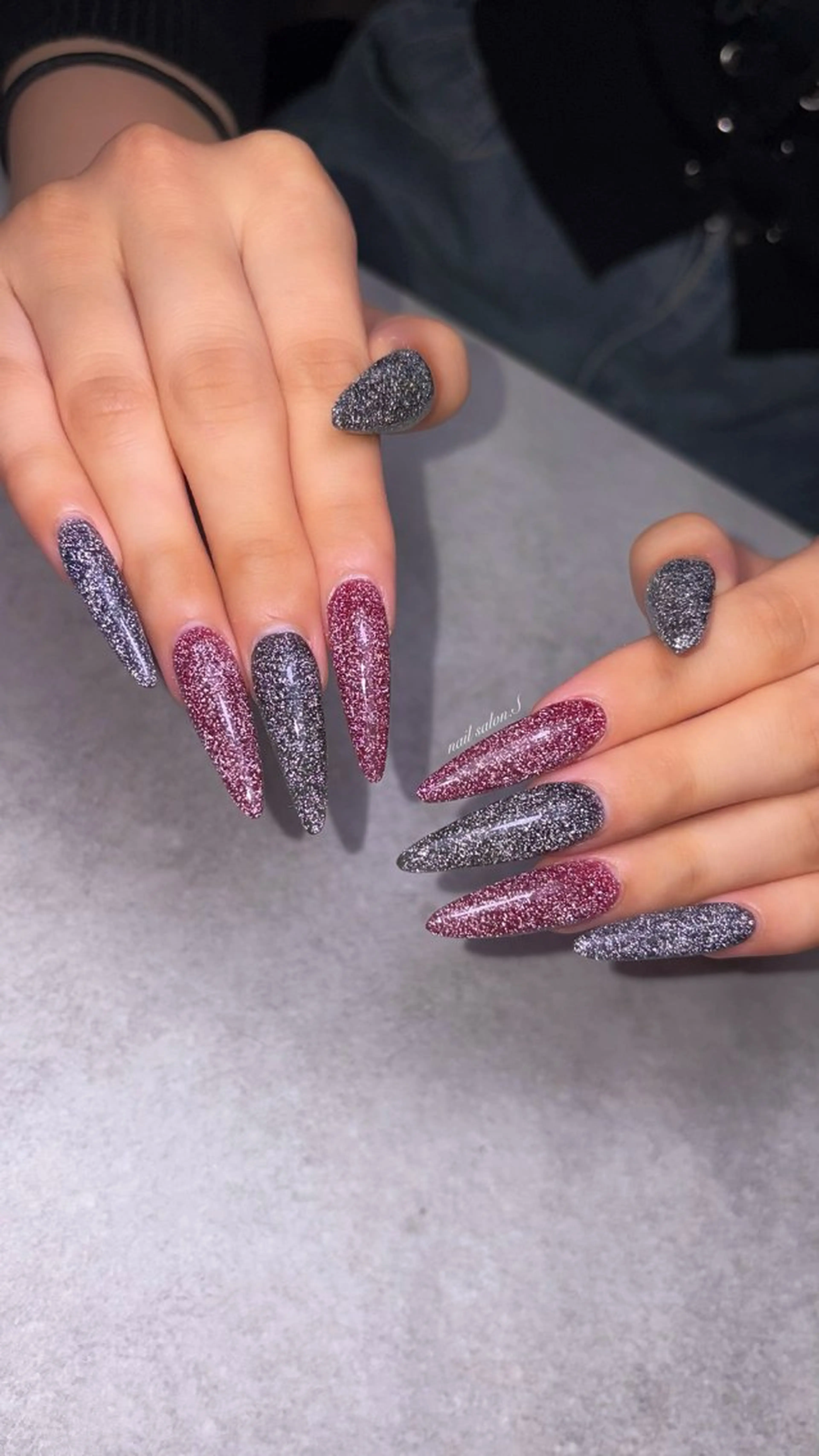 ネイル ハンドネイル 関山 志乃のネイルデザイン