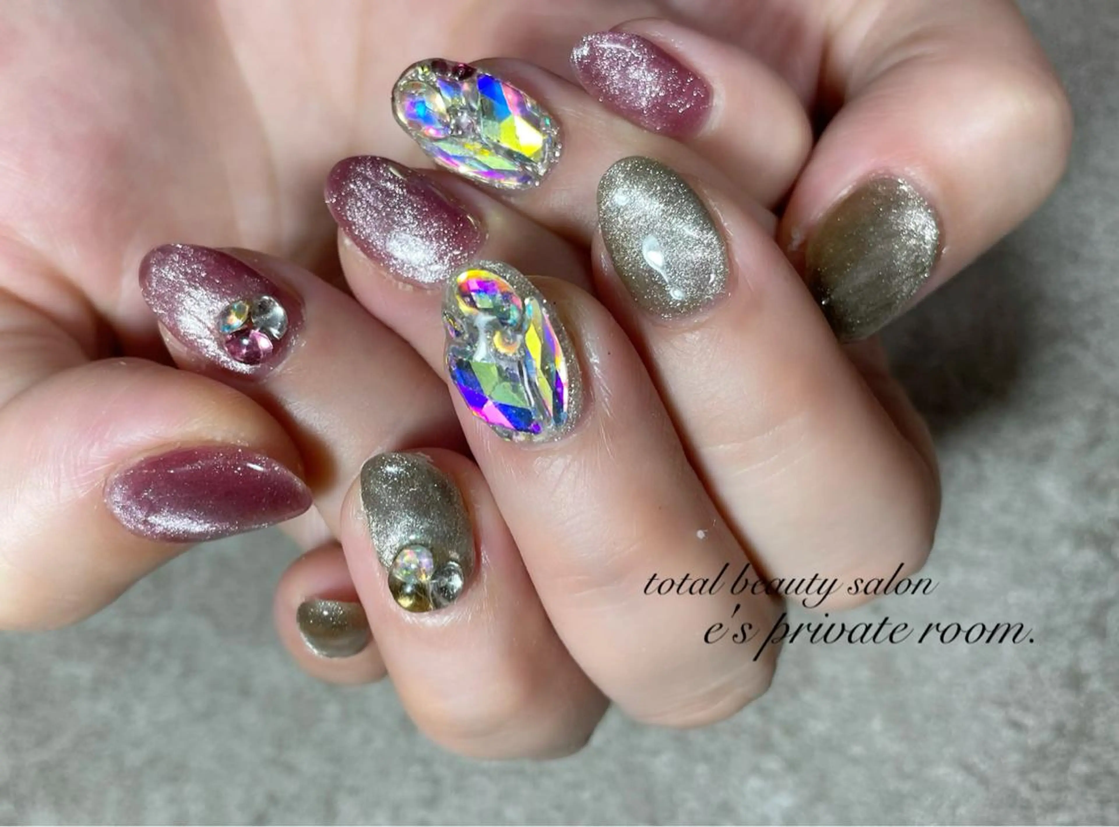 ネイル LAVISH nail salonのネイルデザイン