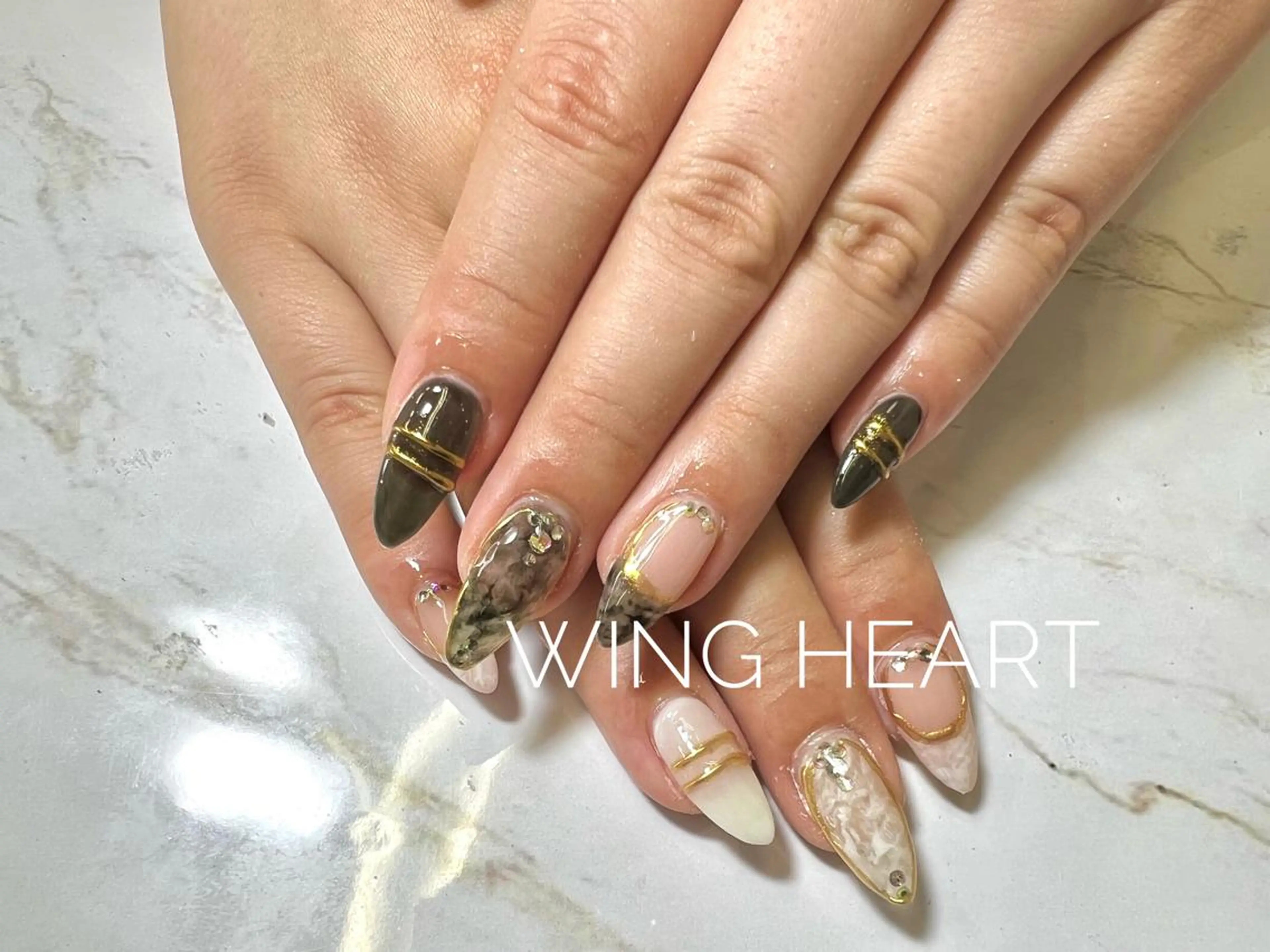 ネイル ハンドネイル I. AYUMIのネイルデザイン