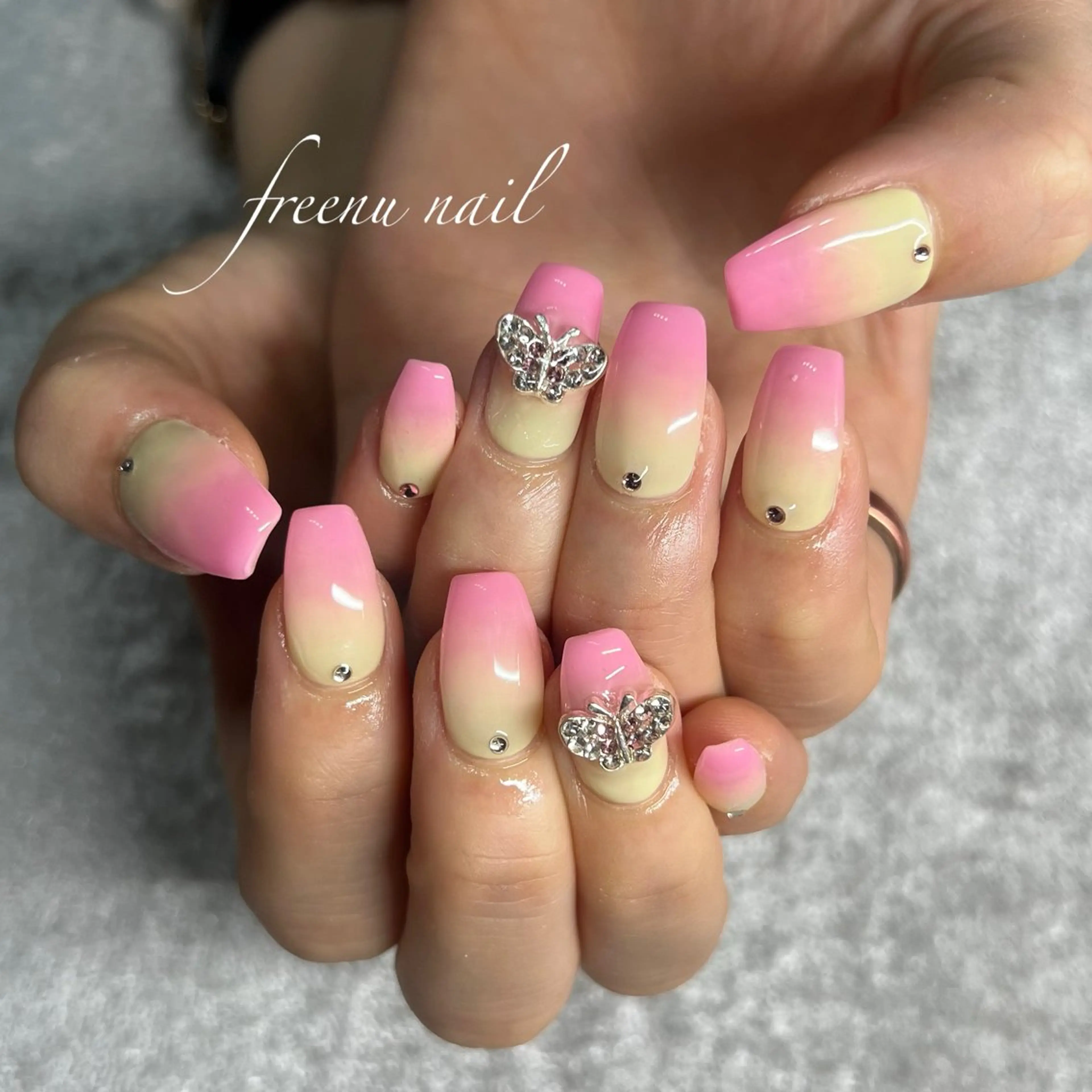 ネイル freenu nail【24H】のネイルデザイン
