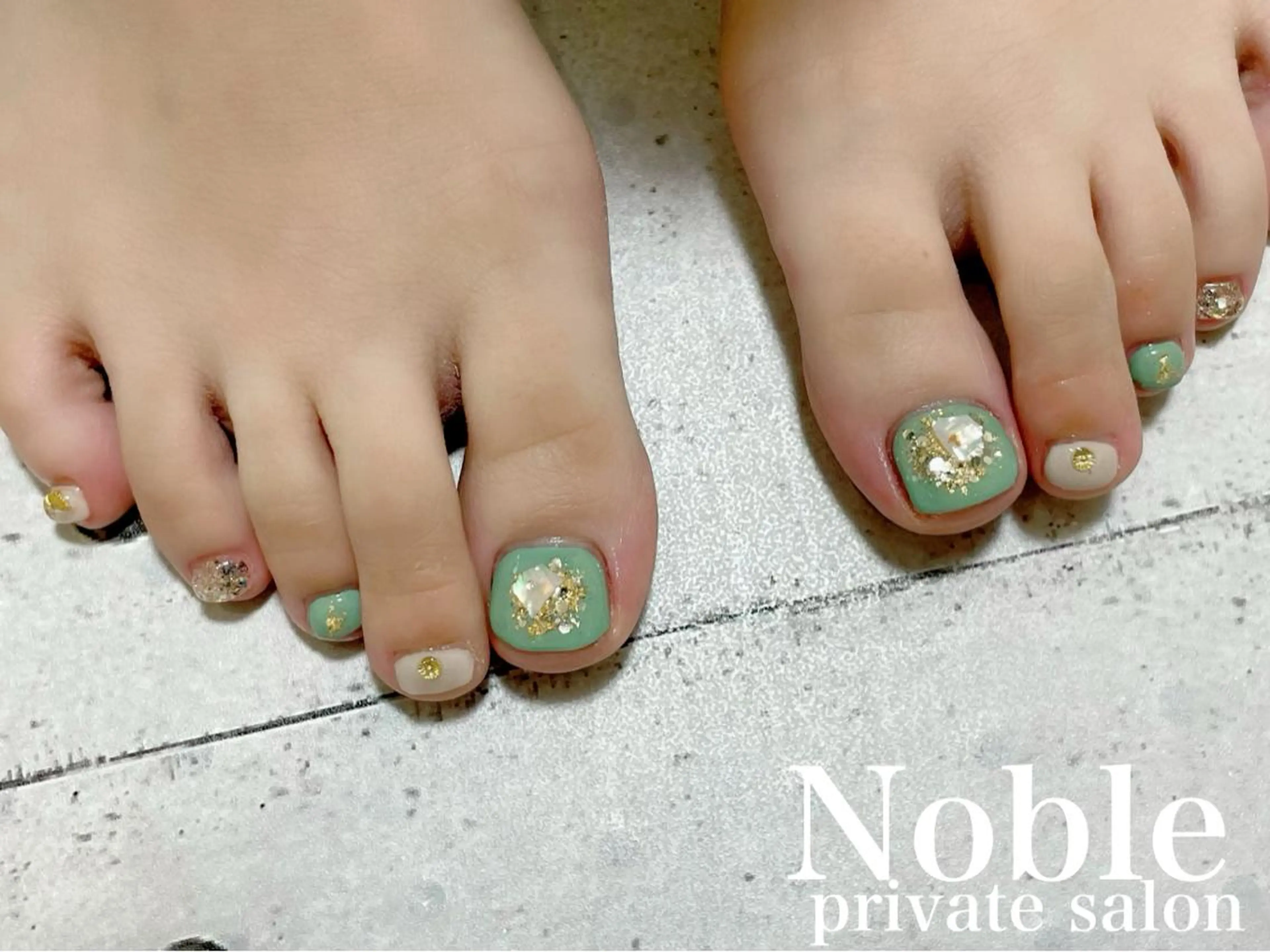ネイル フットネイル プライベートサロン Nobleのマツエク・マツパデザイン