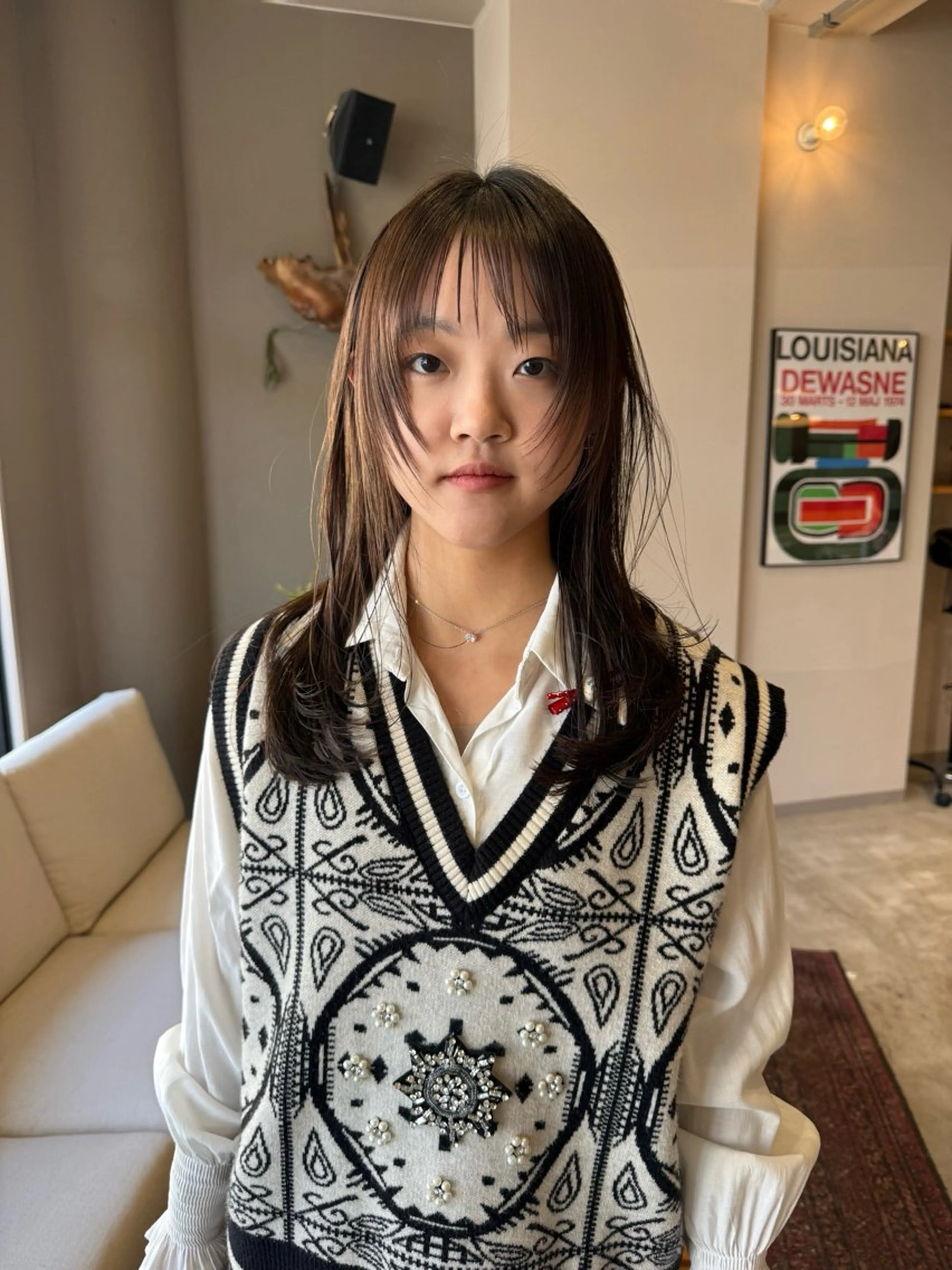 ミディアム レイヤーカット n i r .所属・渡部 円のヘアスタイル