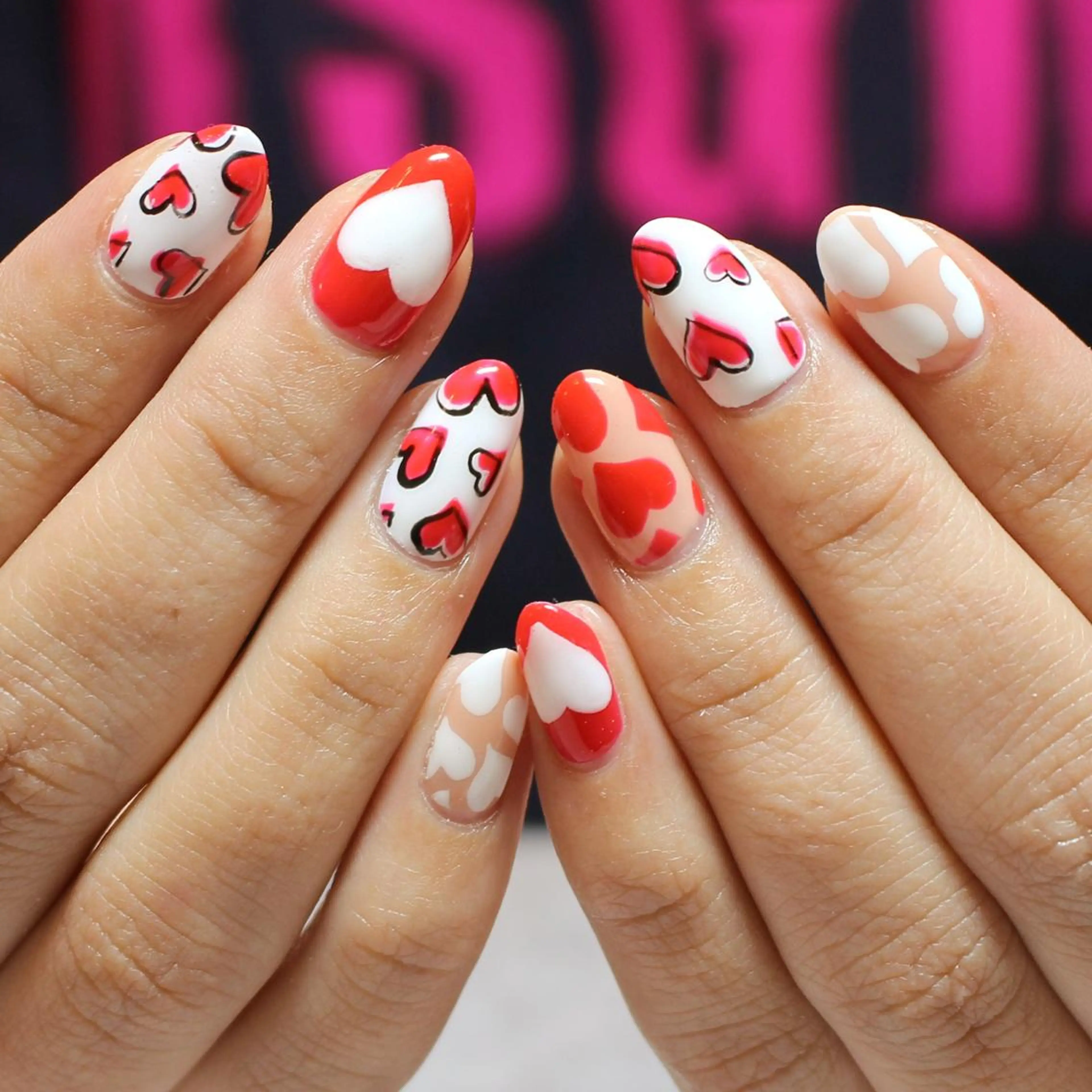 ミディアム ネイル ハンドネイル Baku Nailsのネイルデザイン