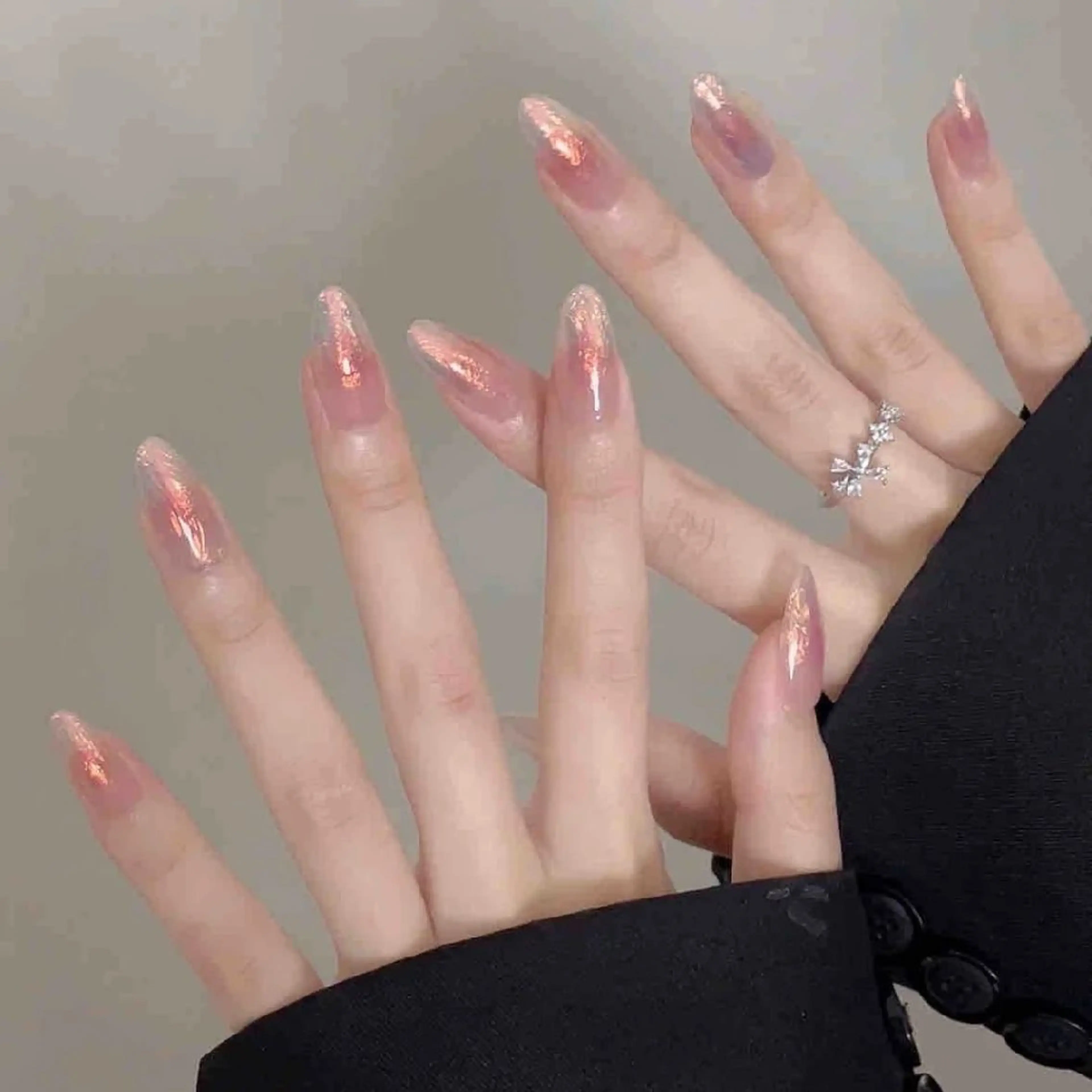 ネイル 鈴木 彩星のネイルデザイン