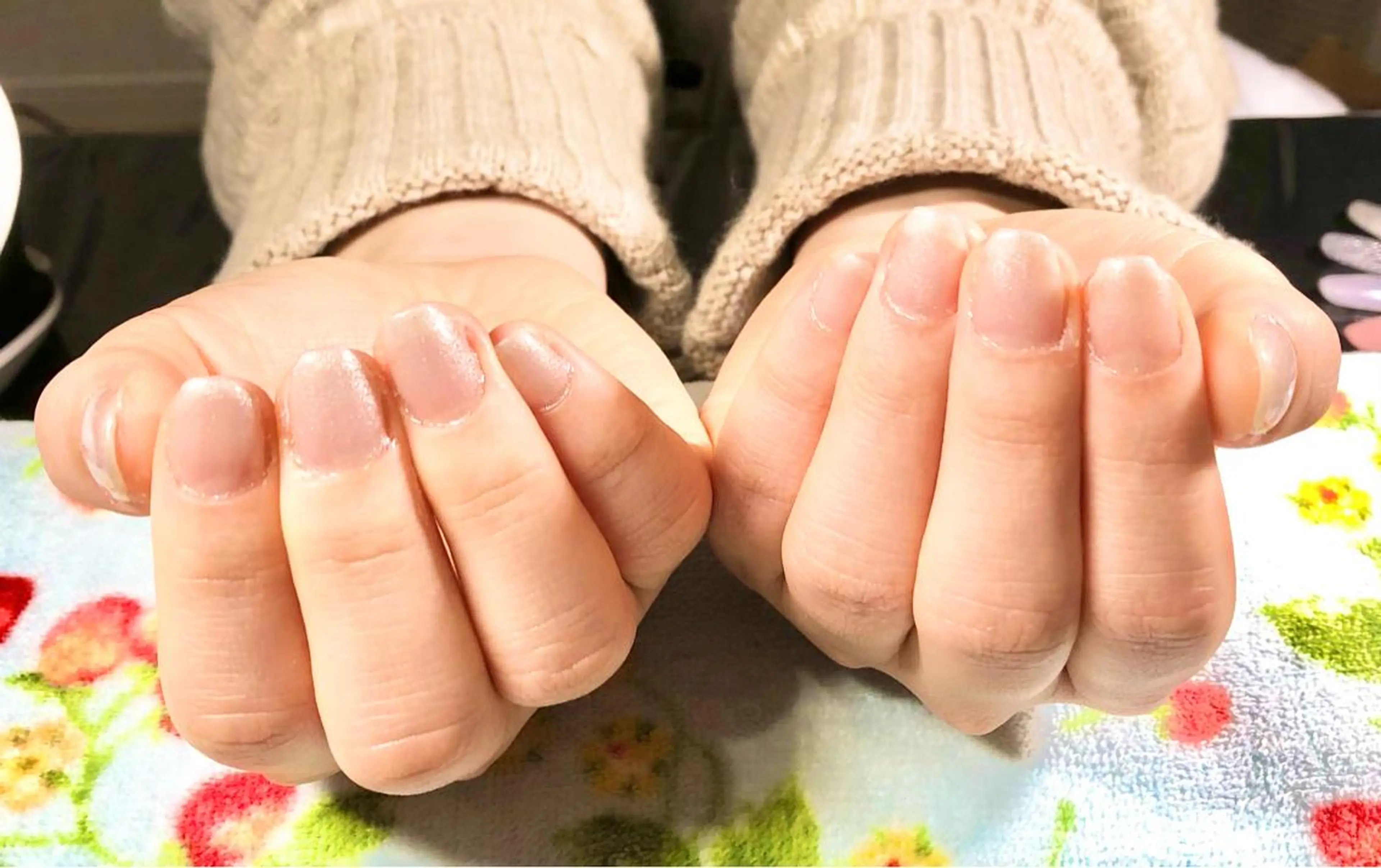 ネイル ホワイト ハンドネイル Tairacchi ﾀｲﾗｯﾁのエステ・リラクイメージ