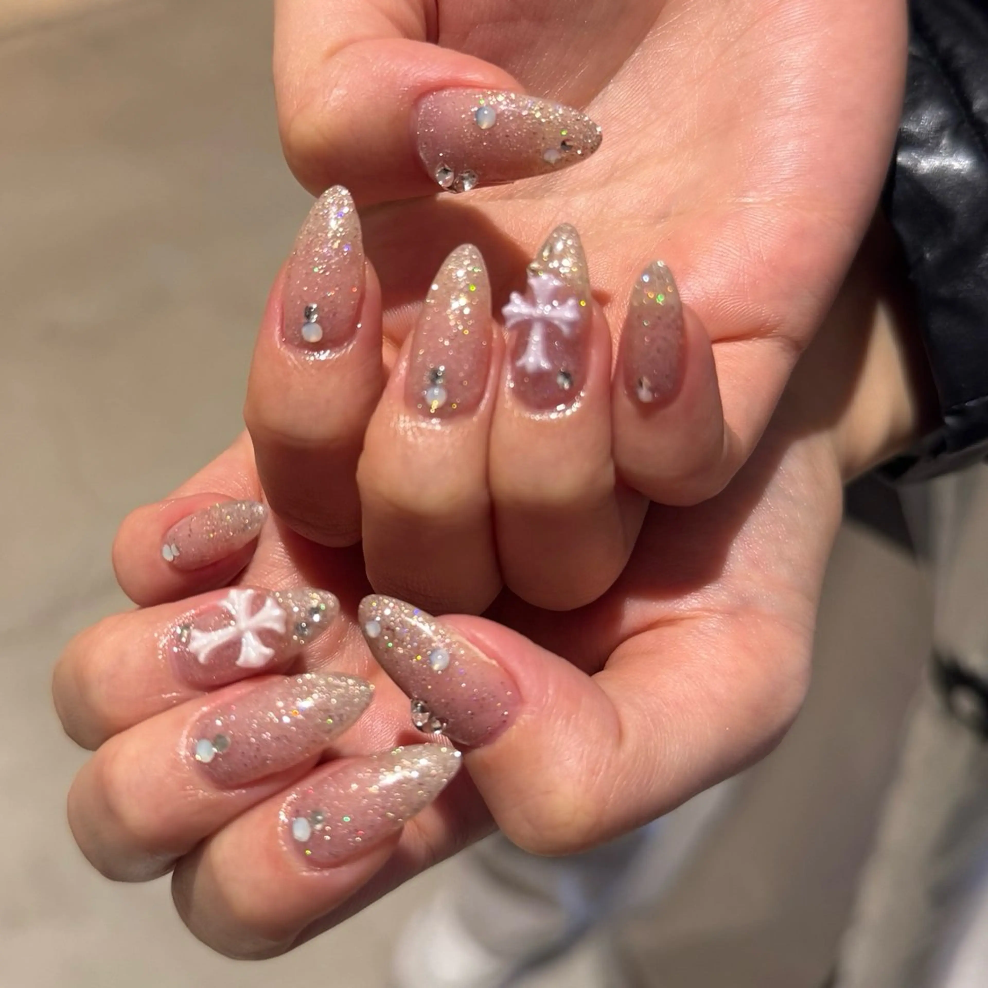 ネイル 山田 桃樺の眉毛・アイブロウイメージ