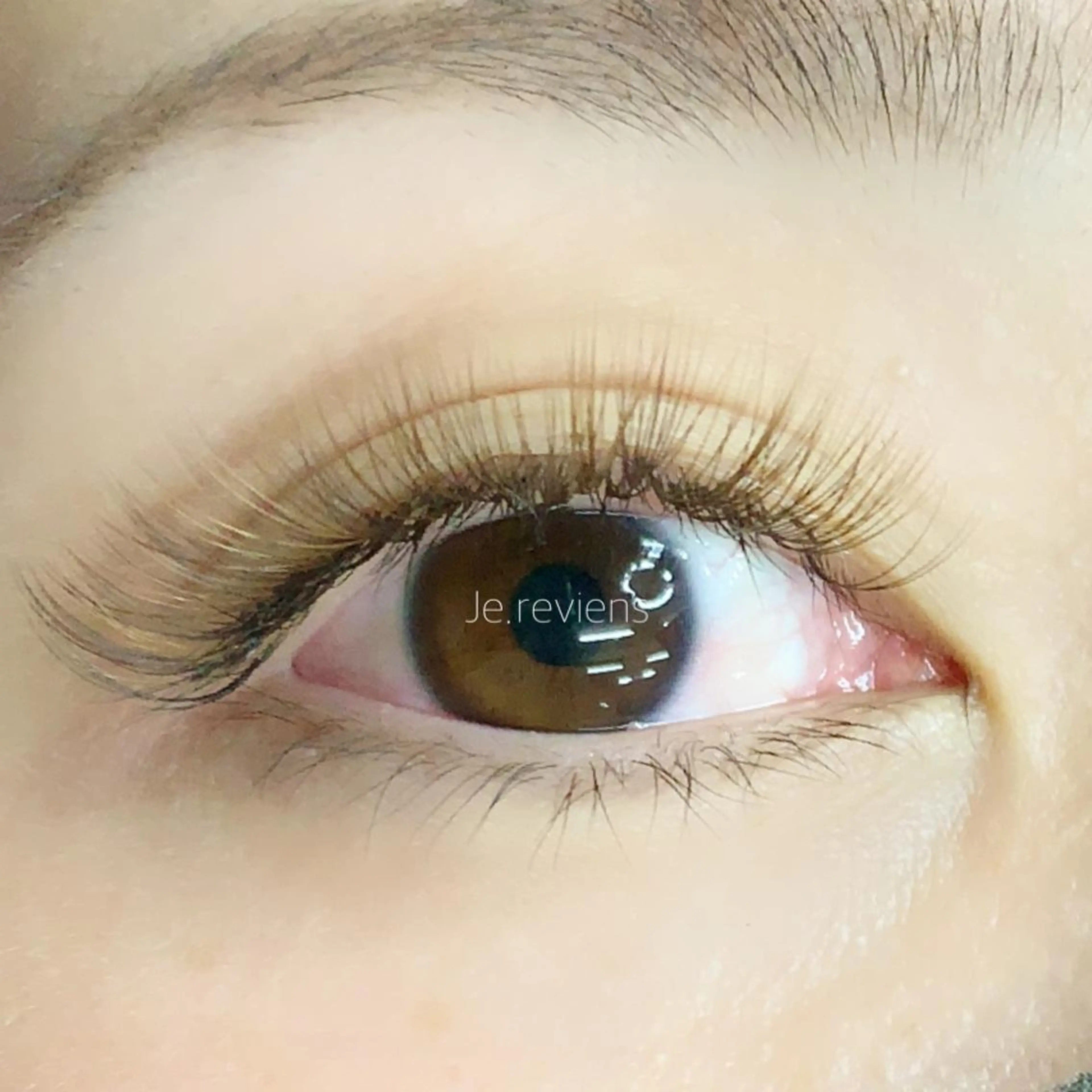 マツエク・マツパ カラーマツエク ジュルビアン美容室所属・ジュルビアン 美容室のエステ・リラクイメージ