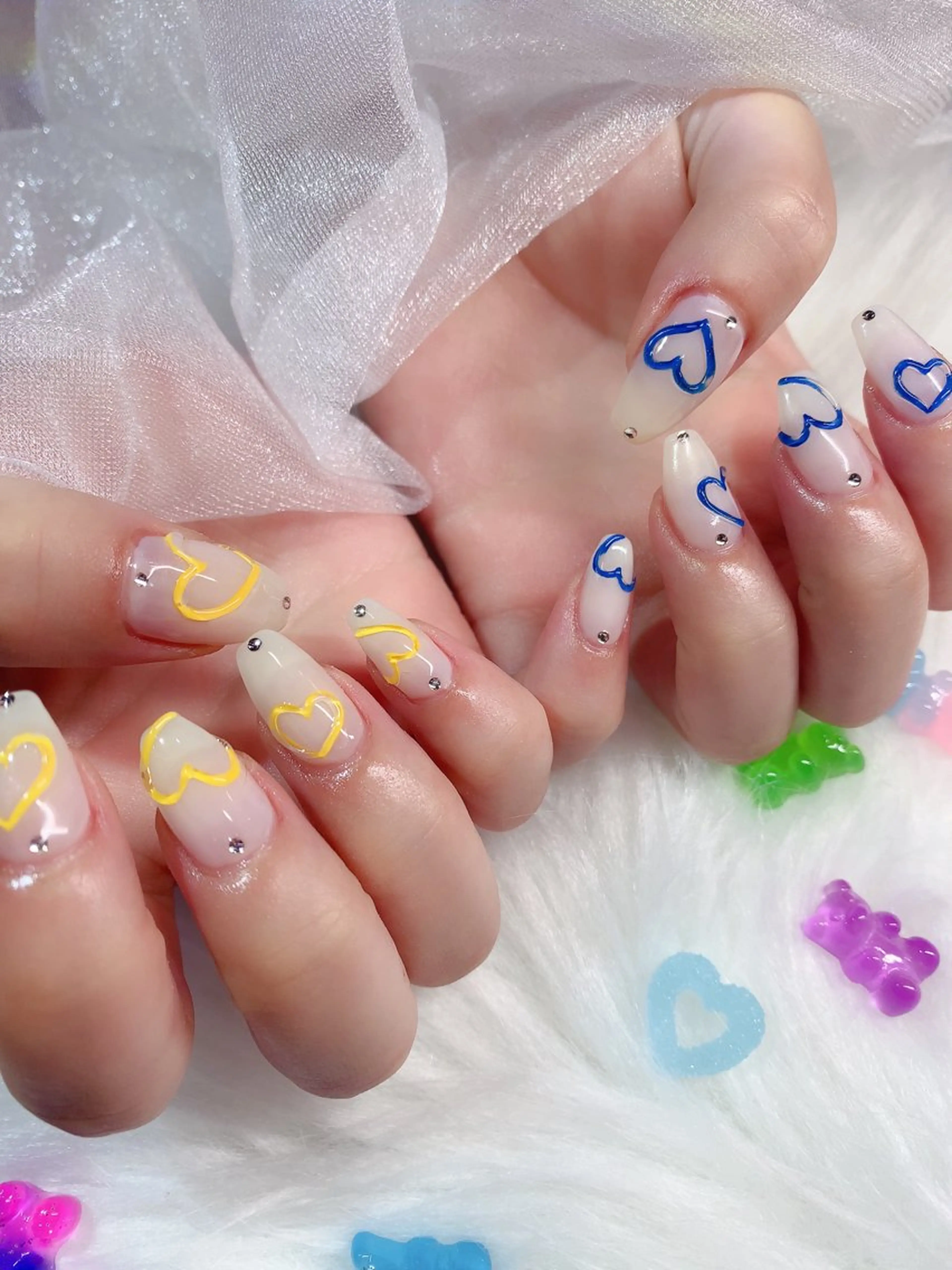 ネイル アートネイル ハート キラキラネイル 韓国ネイル 持ち込み シェアサロンLei.g(レイジー)所属・3Dアートネイル💗 都築レナのネイルデザイン
