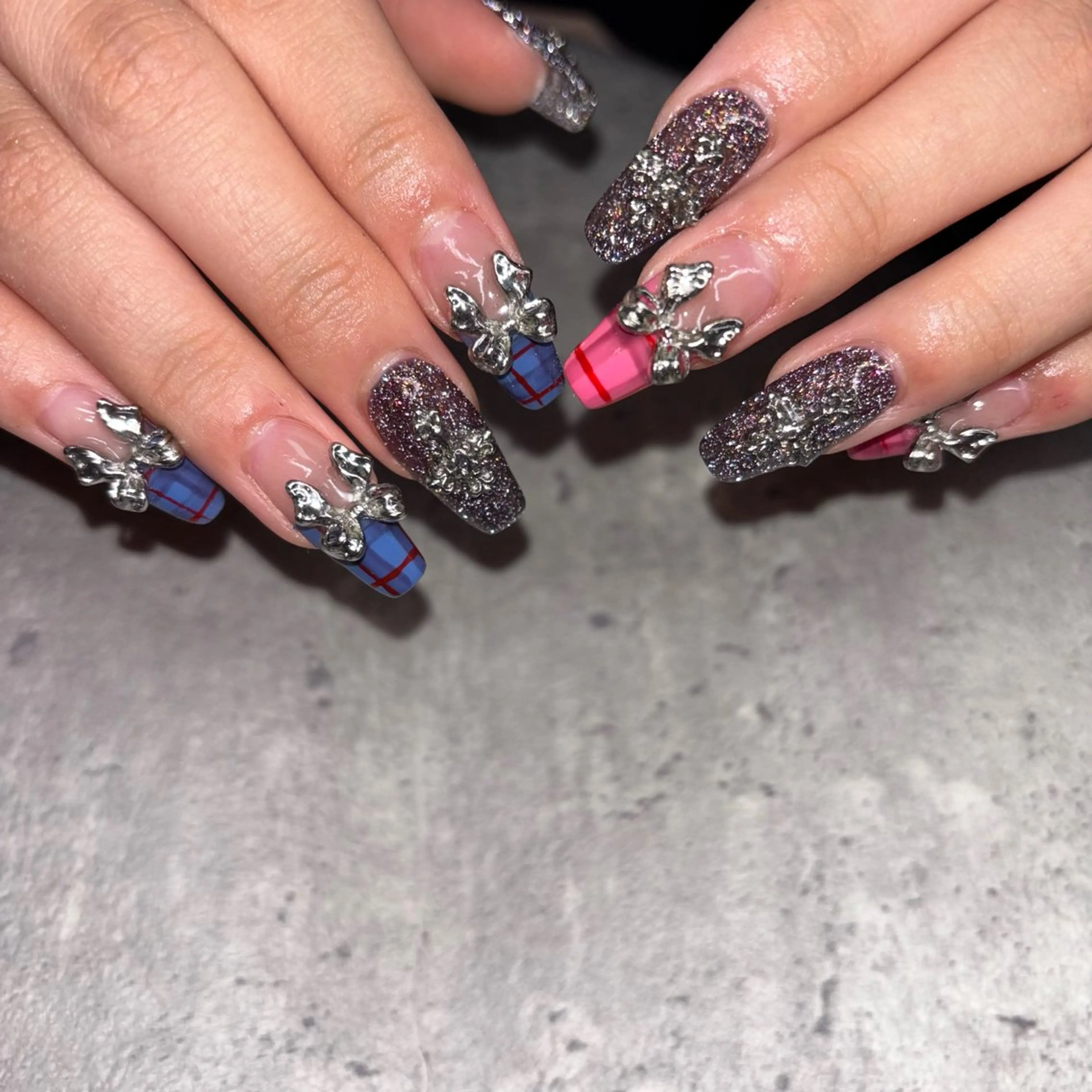 ネイル ハンドネイル RE💟N.NAIL ラテン系お姉さんのネイルデザイン