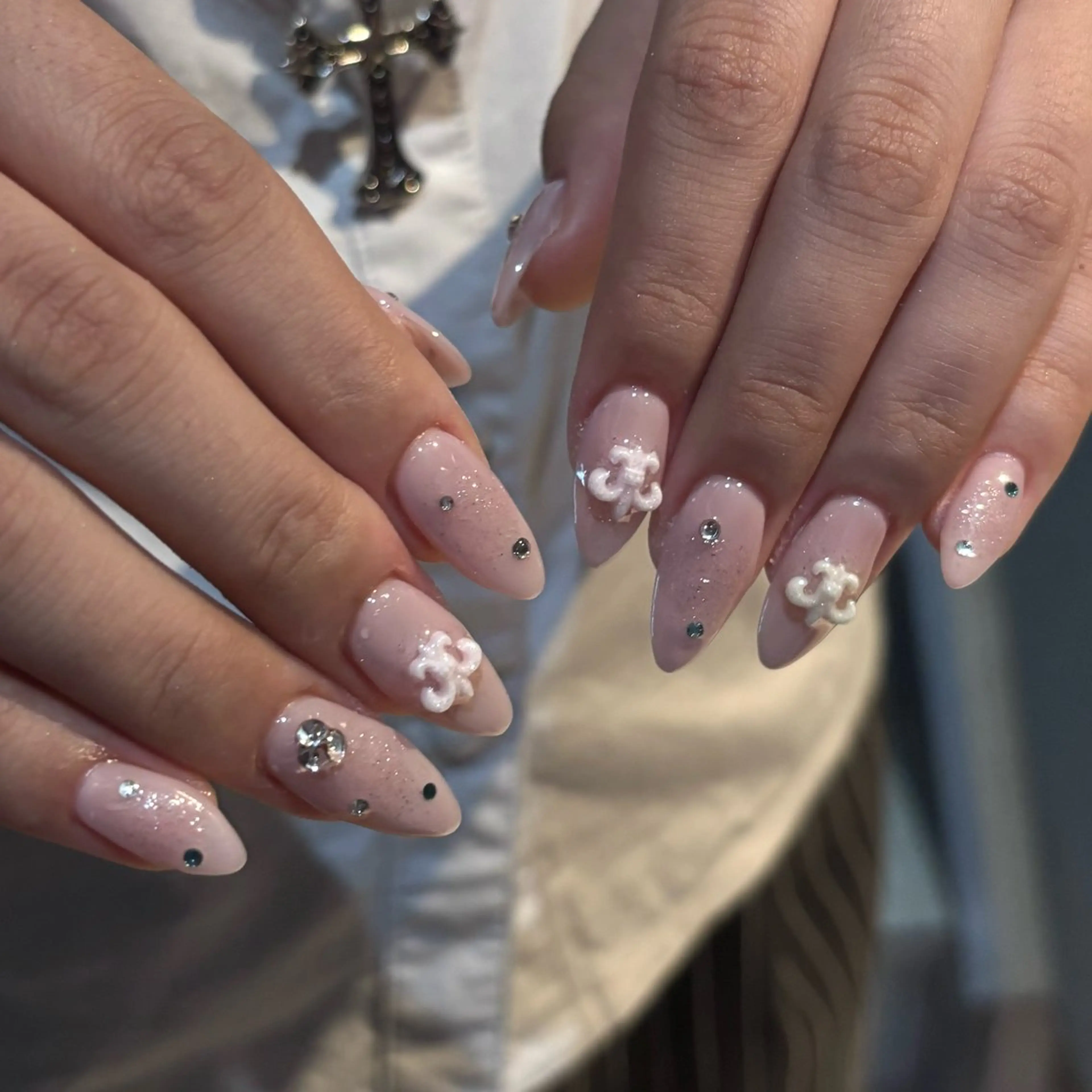 ネイル ハンドネイル WOLTOKYO 🦋shizukuのネイルデザイン