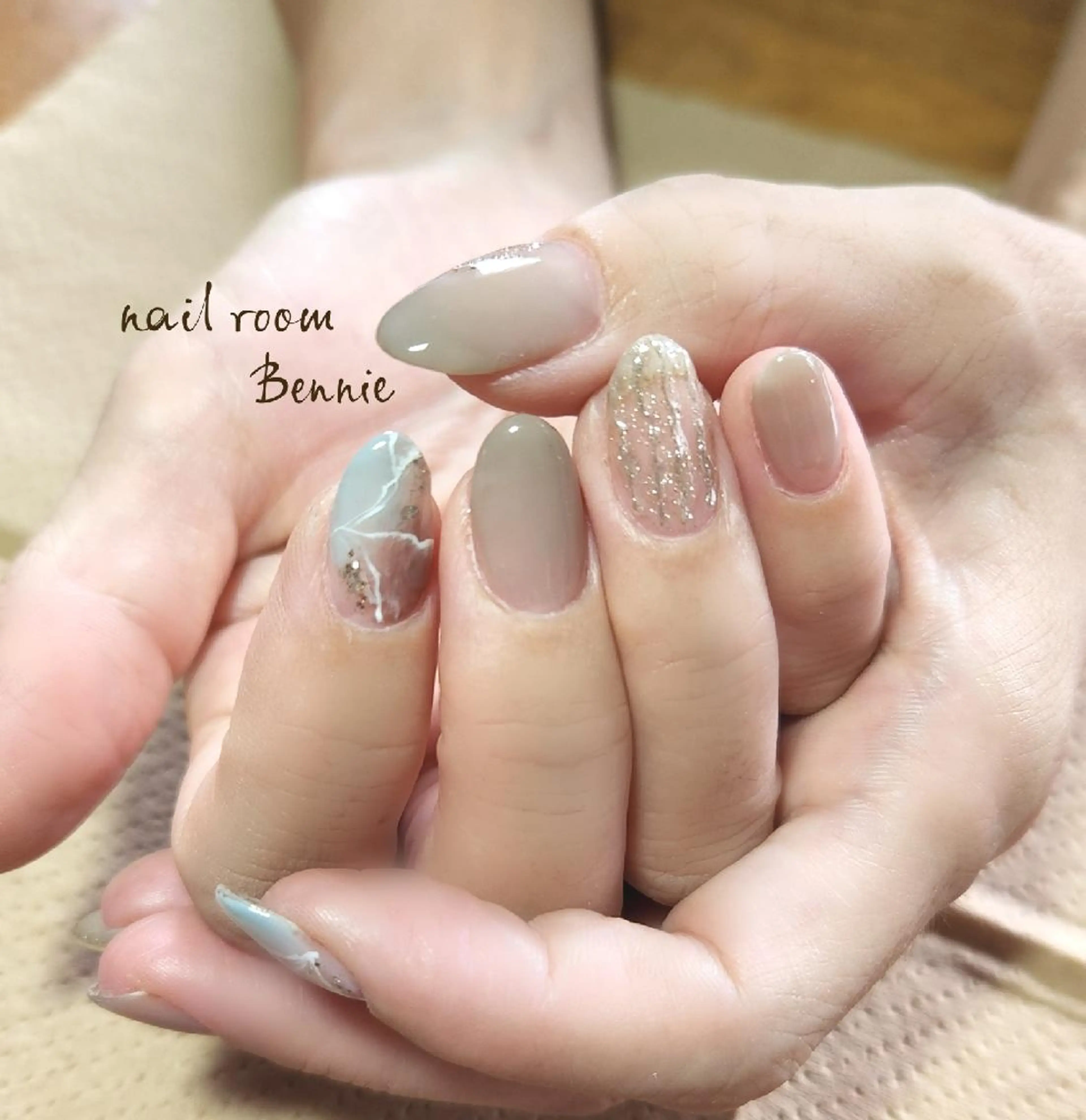 ネイル ニュアンスネイル   BENNIEのネイルデザイン