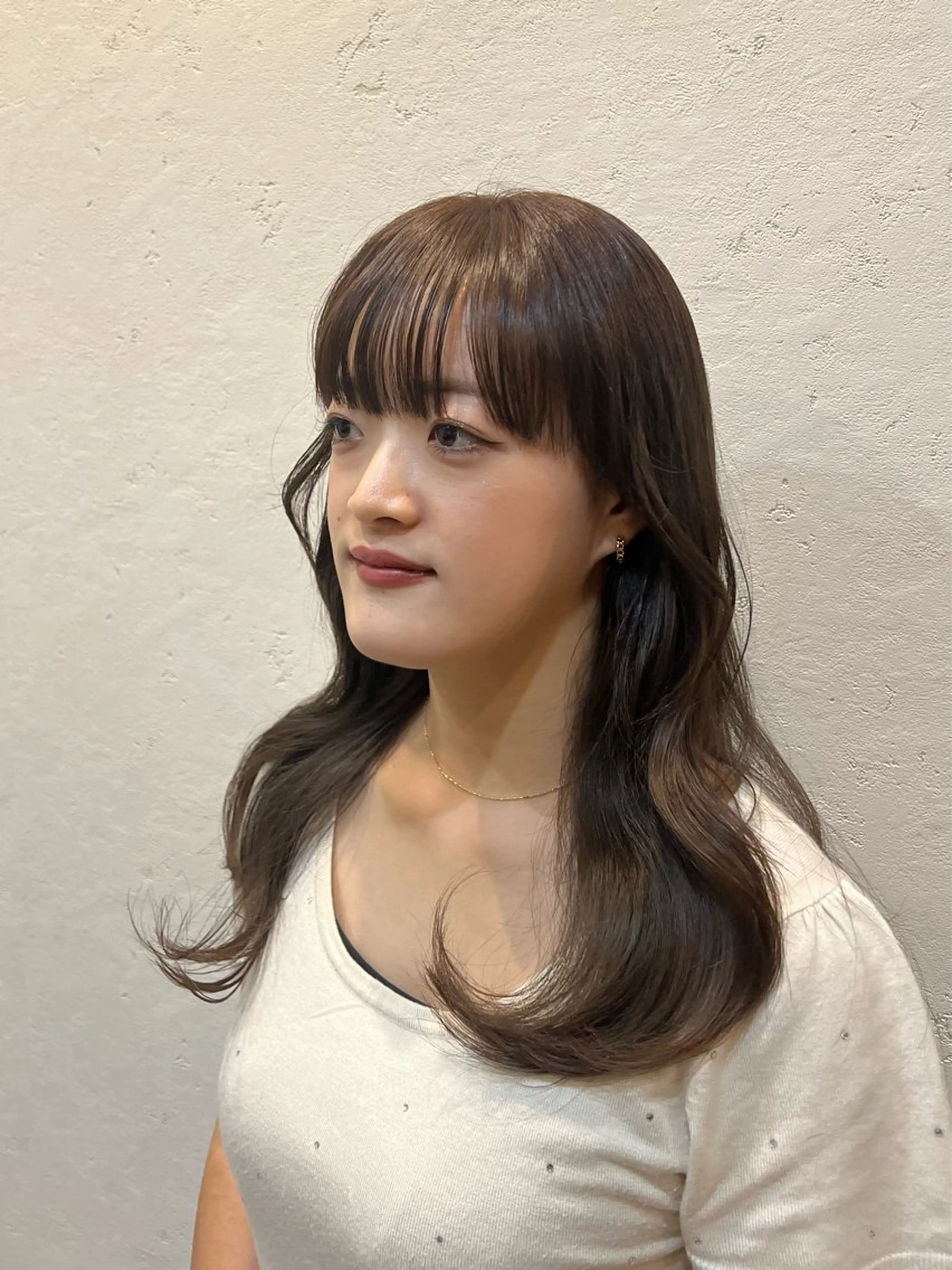 ロング カラー 内沼 恵留菜のヘアスタイル