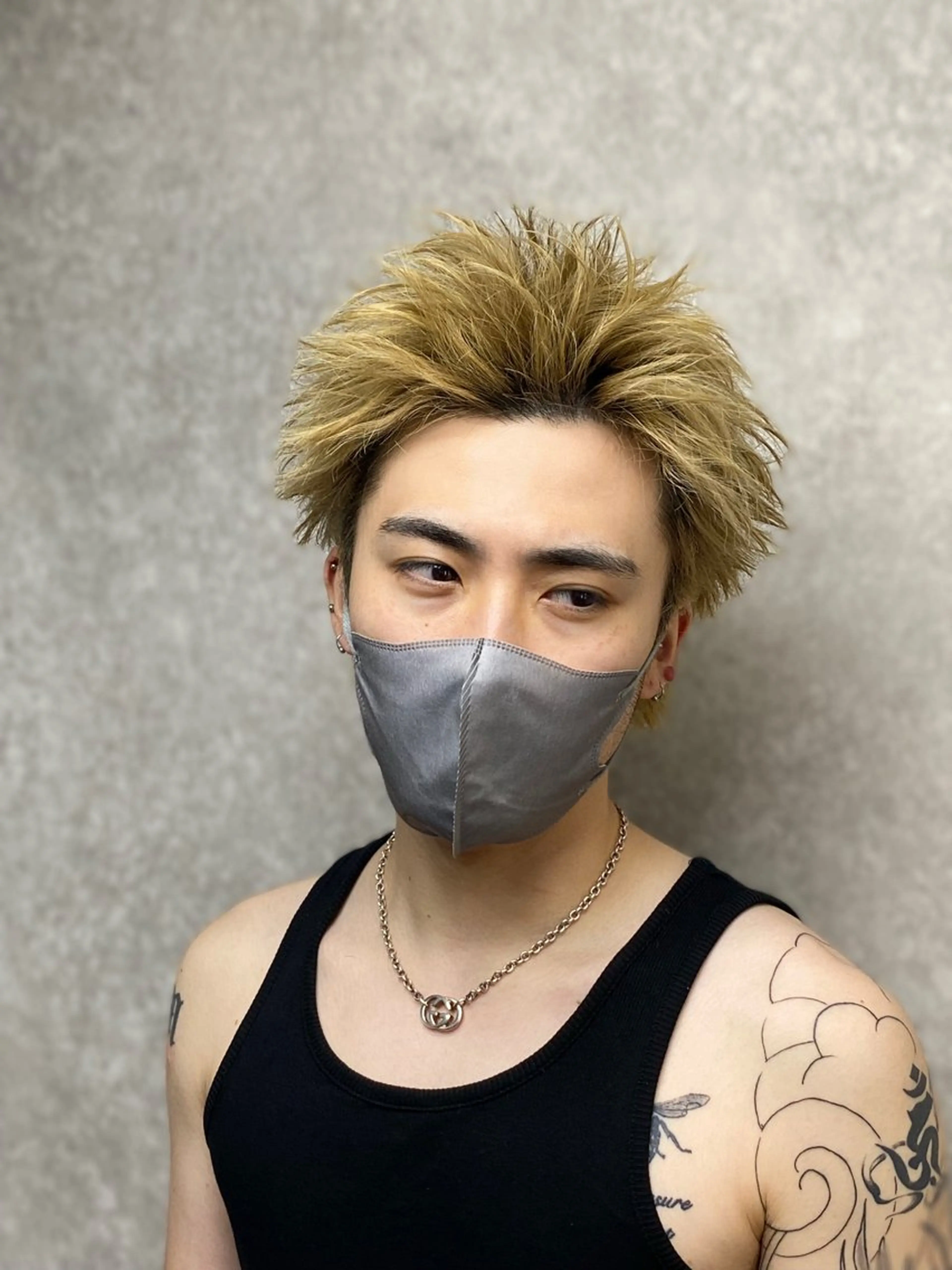 メンズ メンズハイトーン スパイキーショート 【メンズ専門】中本 翔大のヘアスタイル