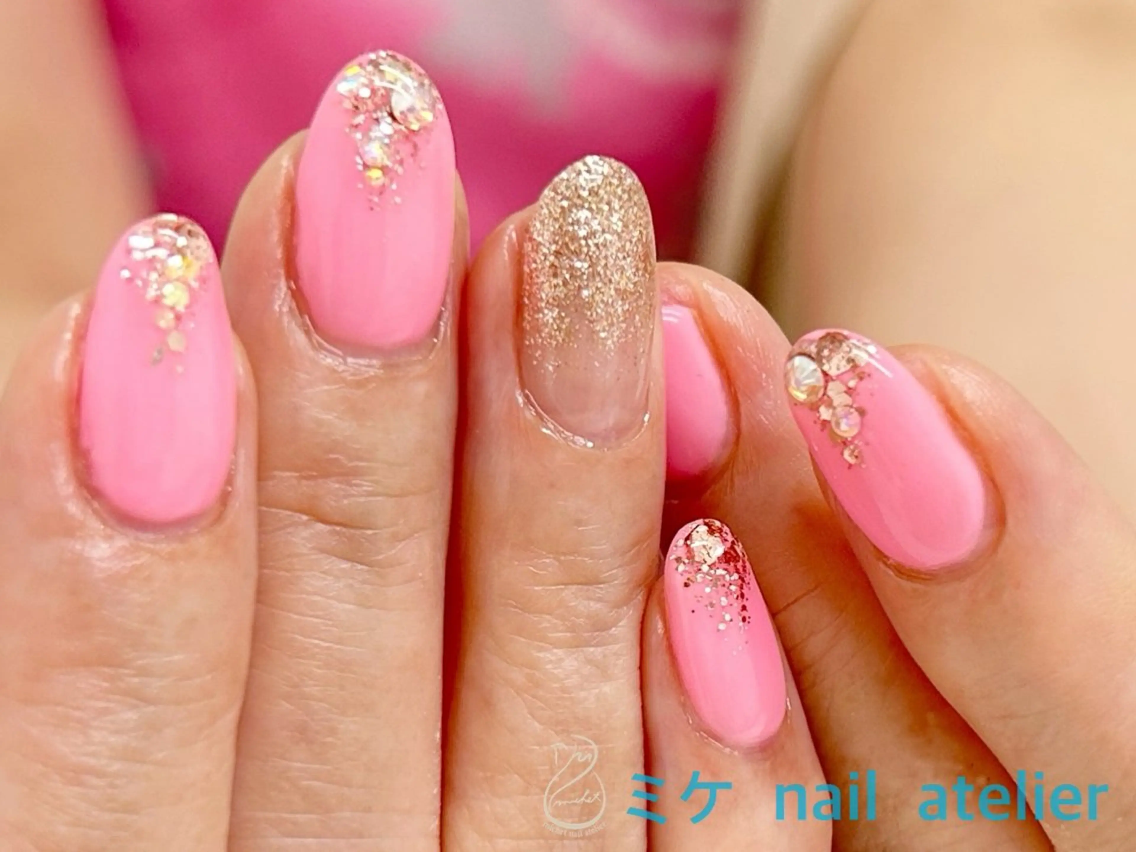 ネイル ジェルネイル ゴールド ラメ(グリッター) ワンカラーネイル ピンク ハンドネイル h. rikaのネイルデザイン