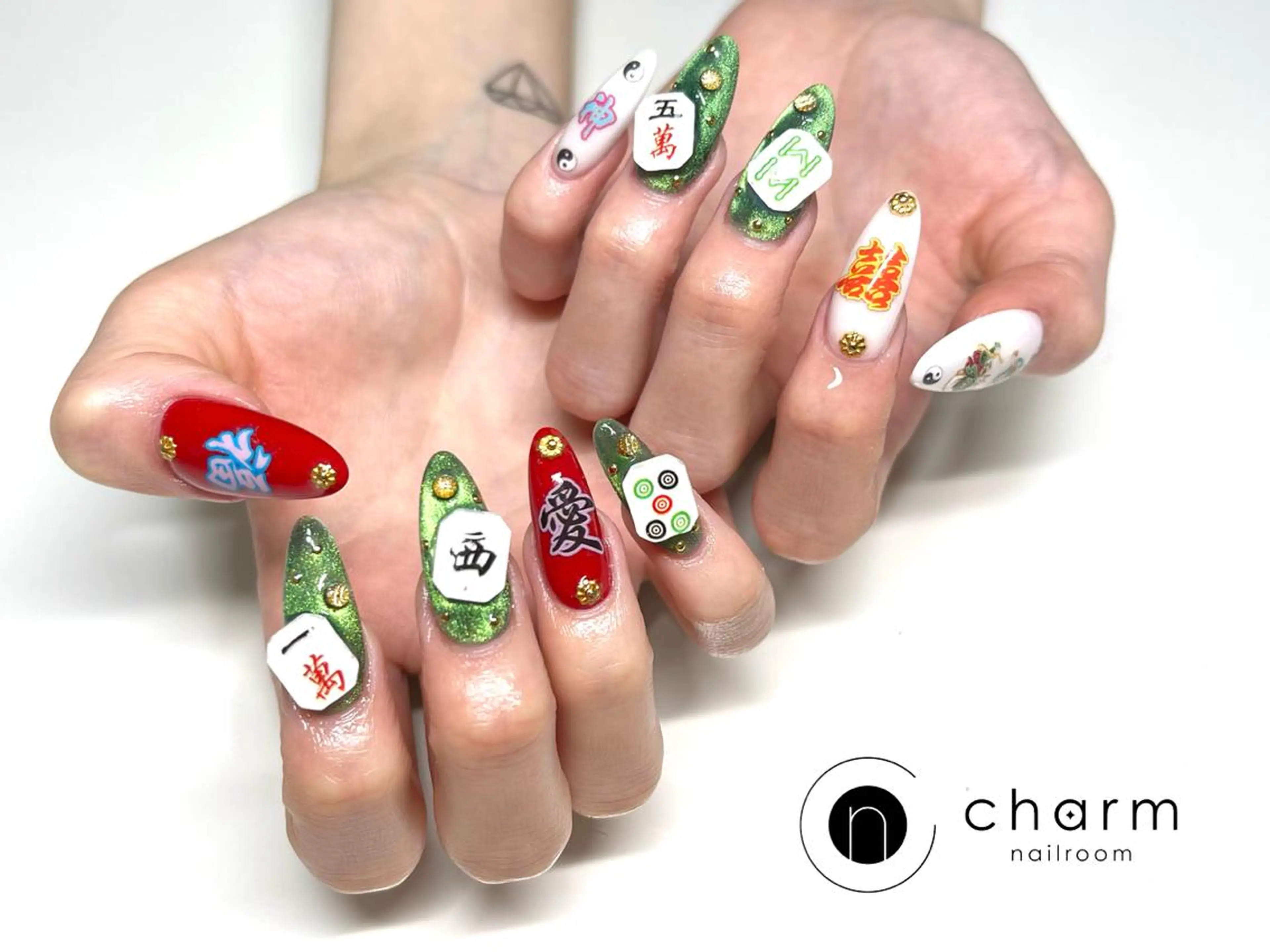 ネイル ハンドネイル nailroom  charm所属・ネイルルーム チャームのネイルデザイン