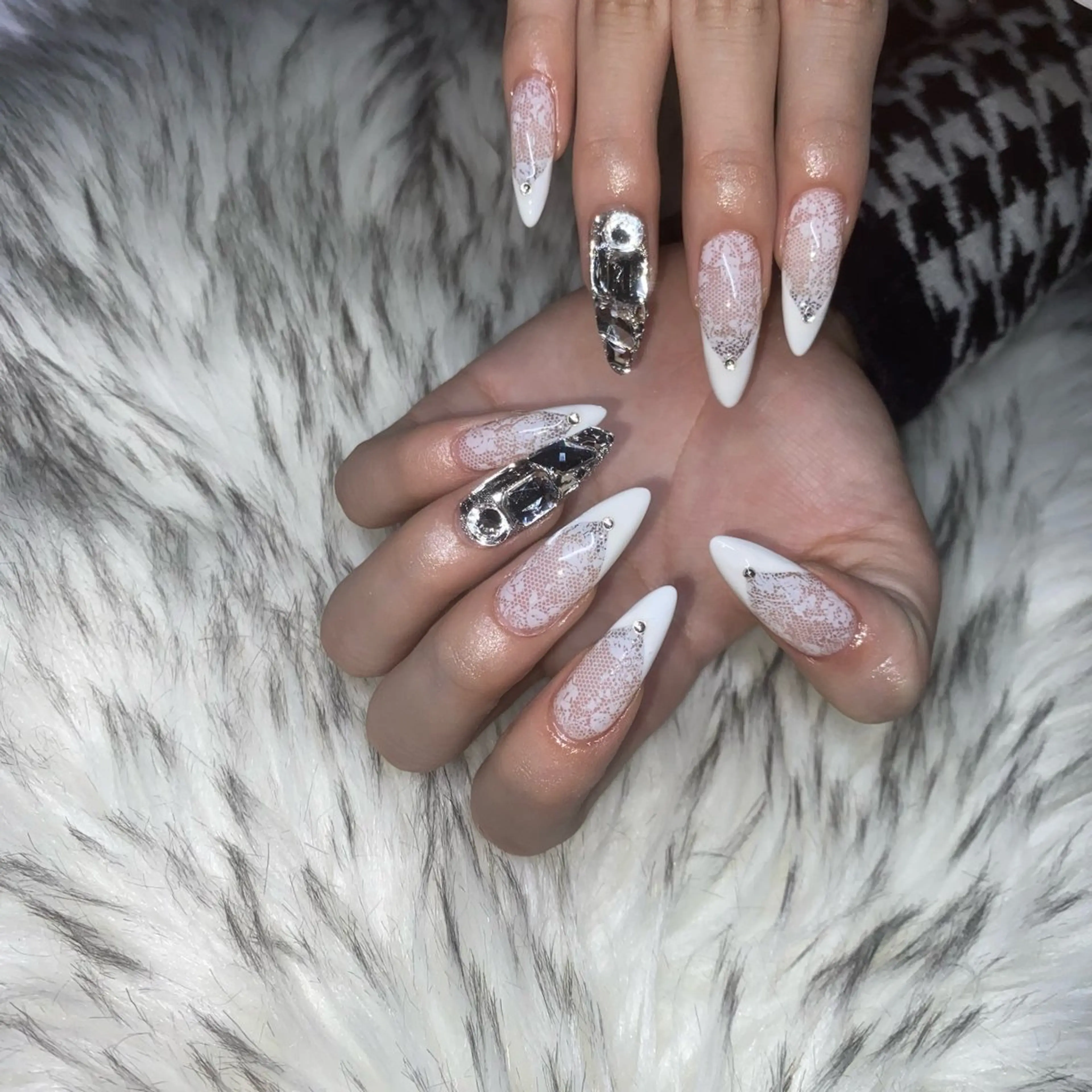 ネイル ハンドネイル la vie  Luire所属・la vie Luire ｱｽｶのネイルデザイン