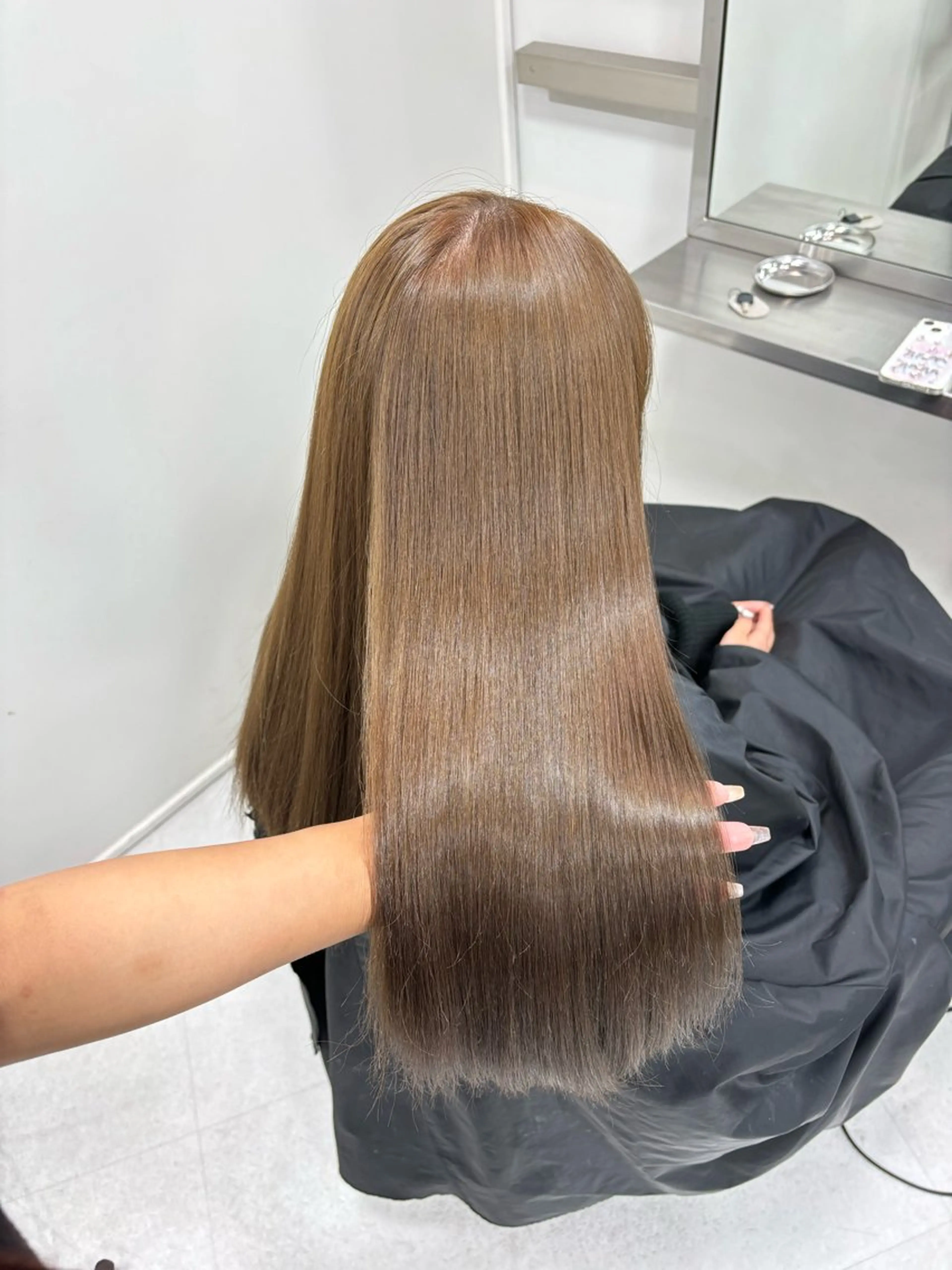 ロング カラー ベージュカラー ブリーチ 透明感カラー ブリーチなしカラー カット ヘアカラー Beleza Era所属・韓国レイヤー/ 縮毛矯正🎀minaのヘアスタイル