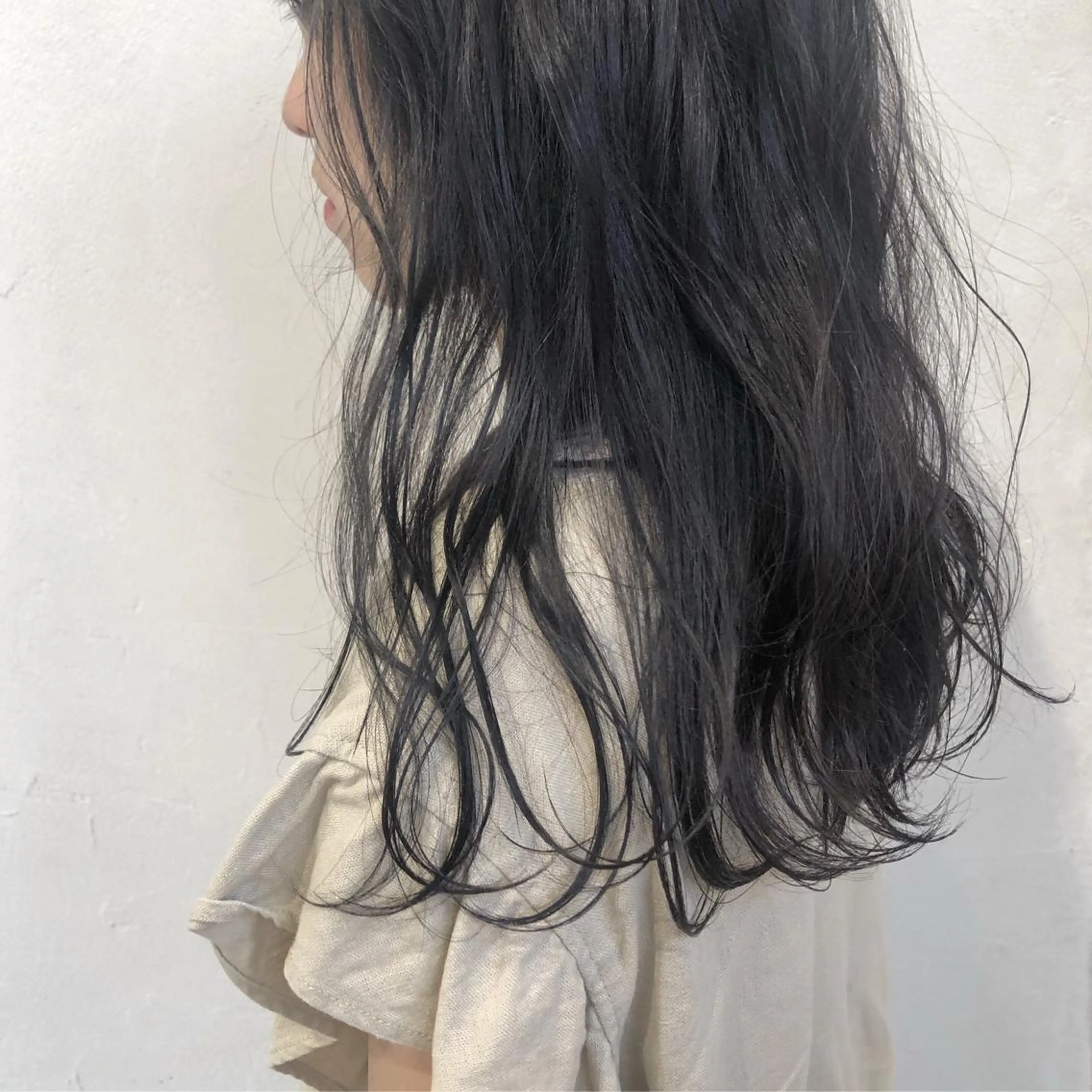 セミロング レイヤーカット/ 透明感カラーmikuのヘアスタイル