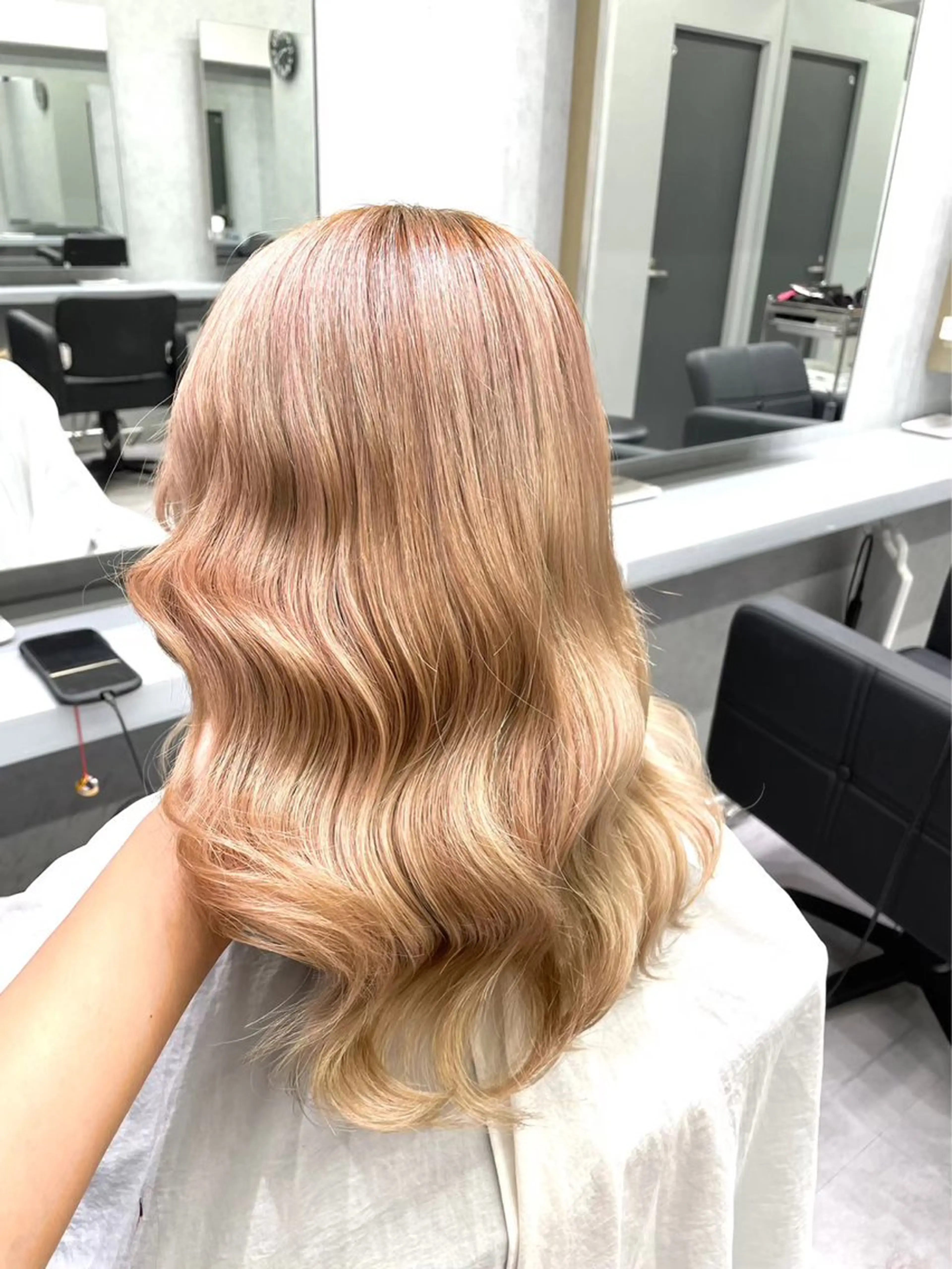 セミロング カラー シールエクステ ベージュカラー ブリーチ ケアブリーチ デザインカラー loa所属・🦋韓国hair🦋 エクステ店長sakiのヘアスタイル