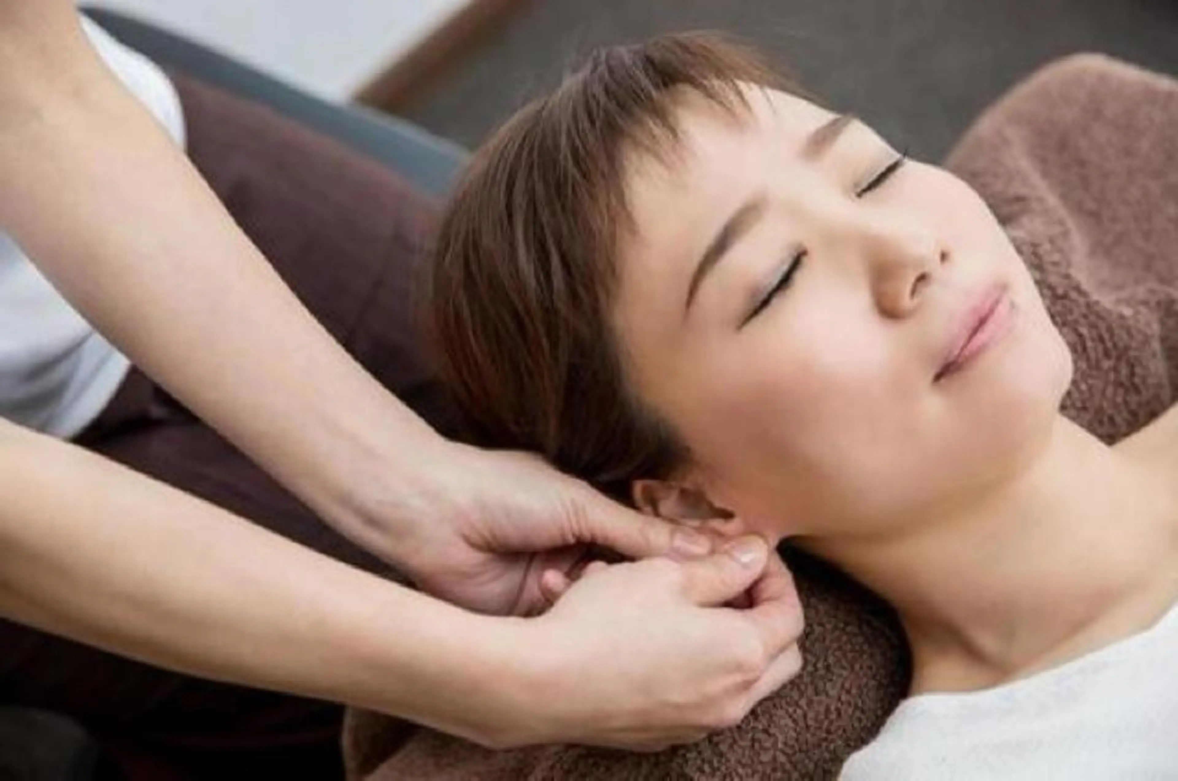 【耳ツボエステ】ダイエット・リフトアップ・肩こり・不眠などなど、それぞれのお悩みに合わせて施術！の写真