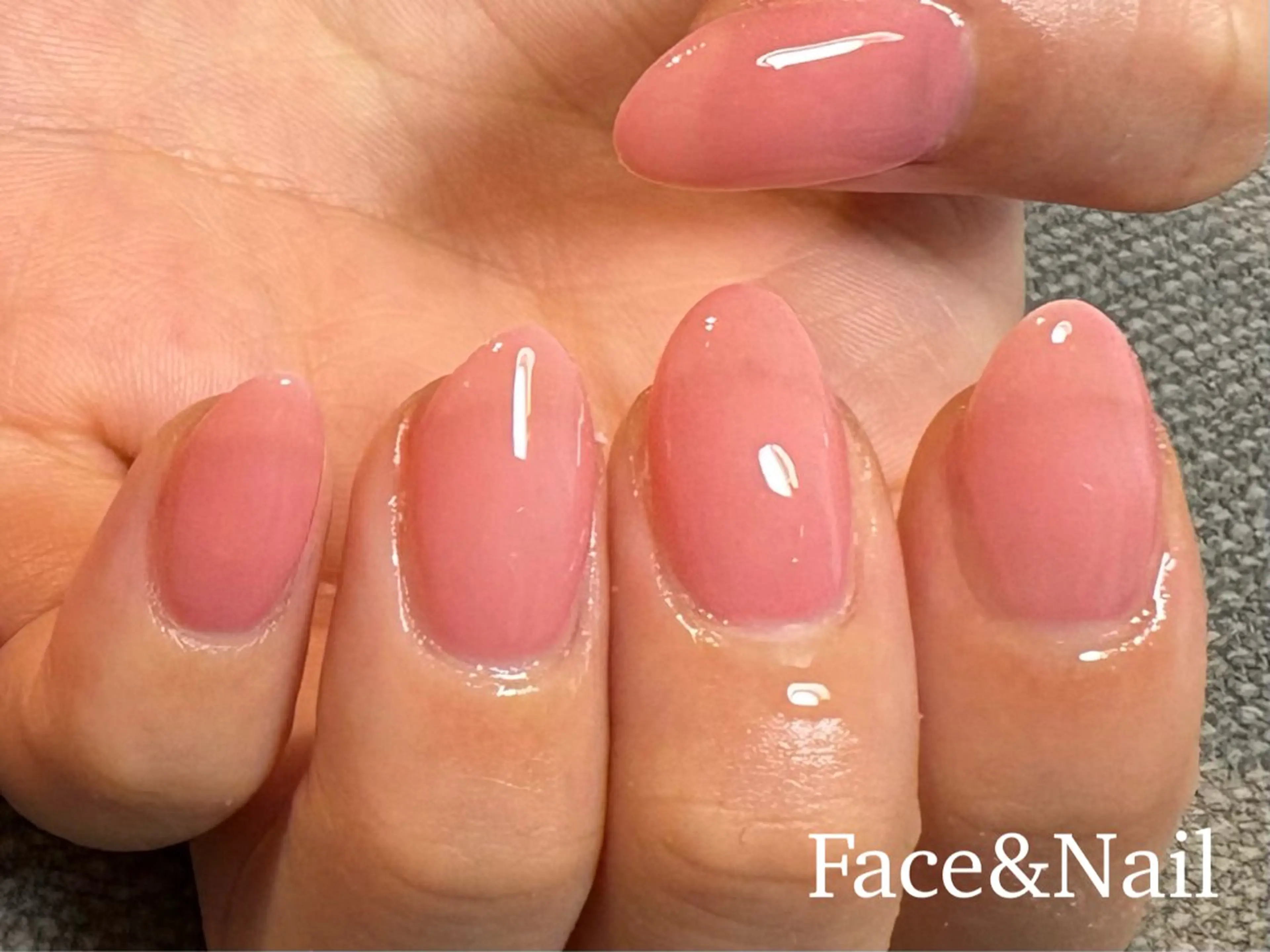 ネイル Face&Nail Lisaのネイルデザイン