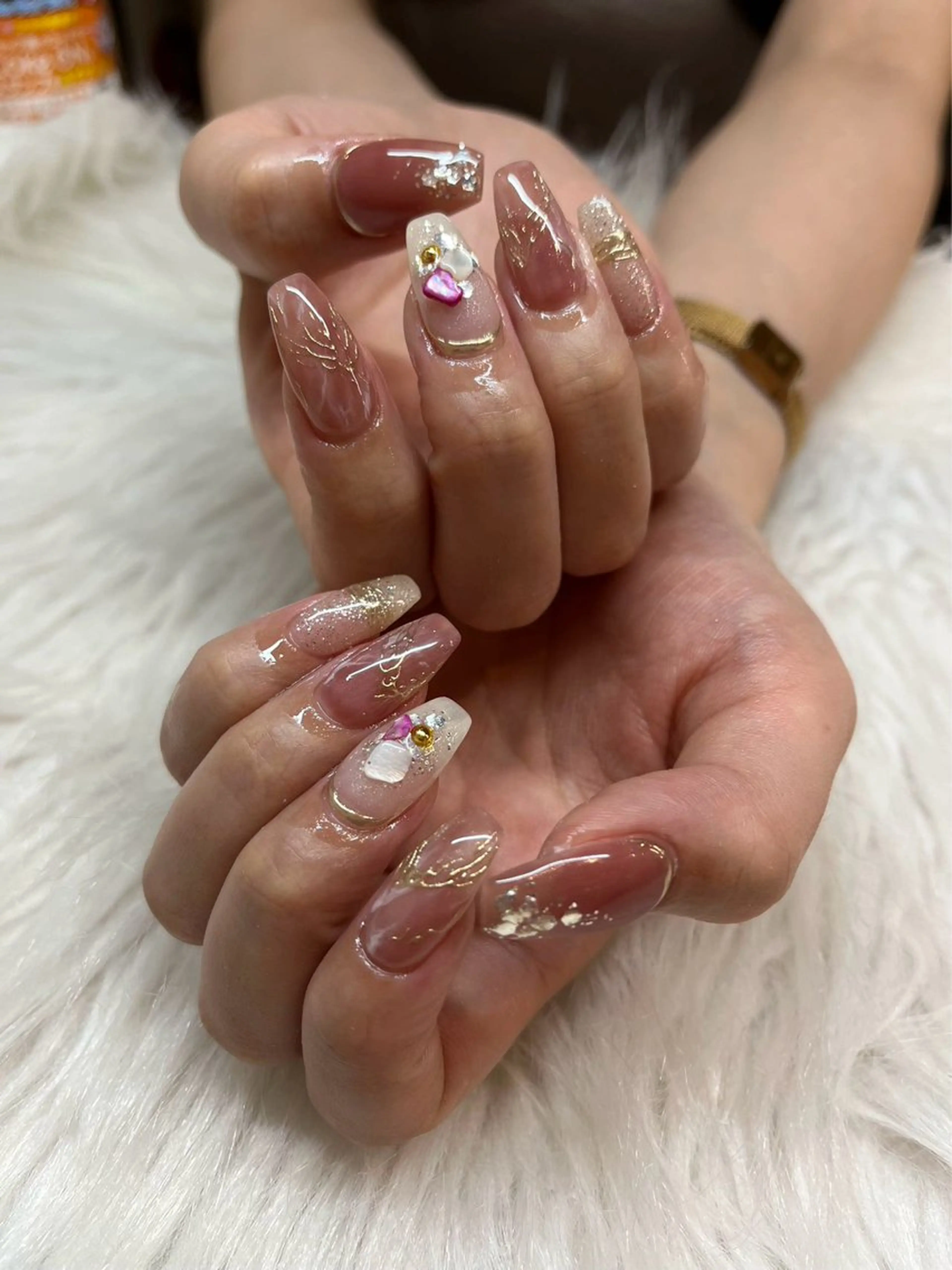 ネイル AILLYNAS nail&eyelash所属・Aillynas ネイリストのネイルデザイン