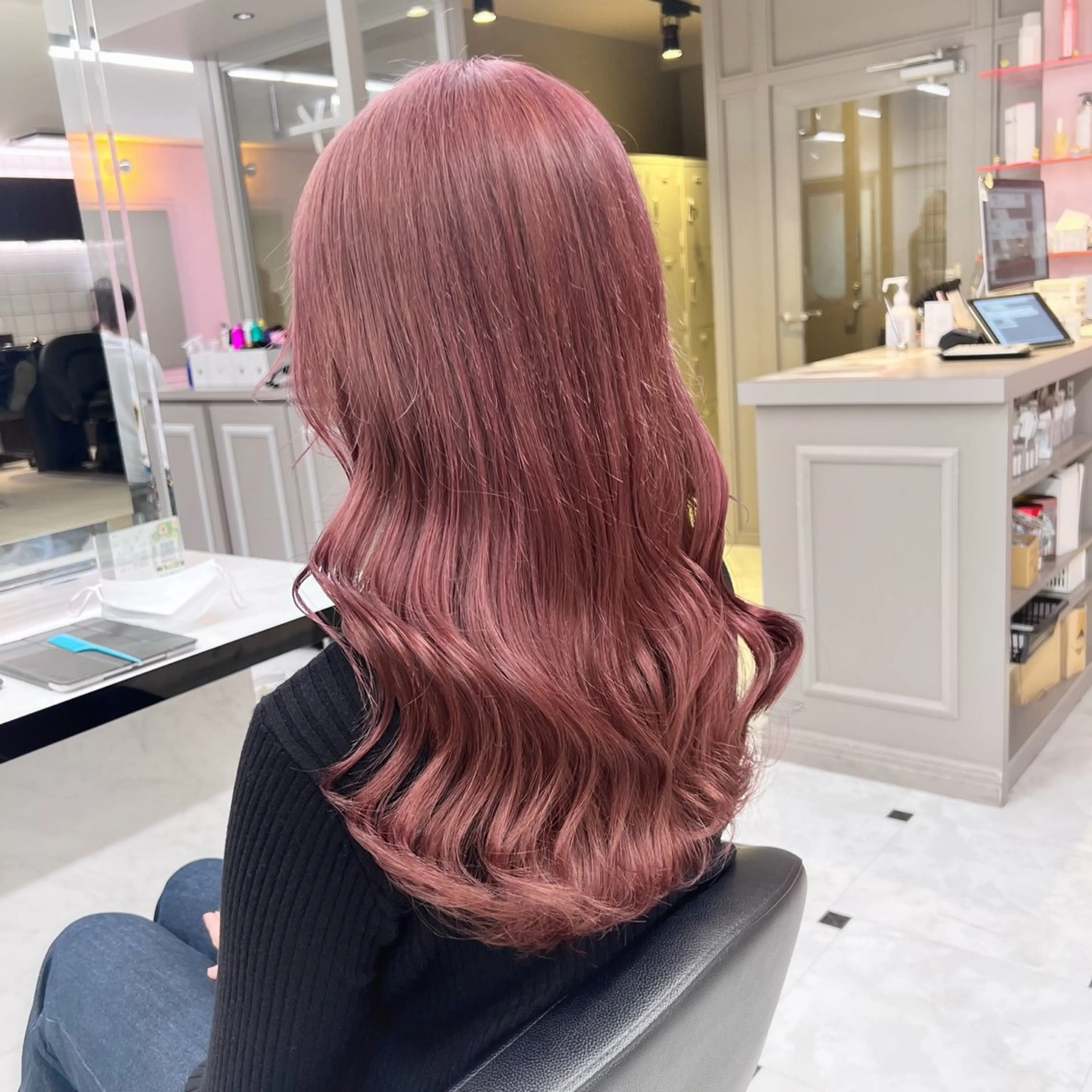 ロング カラー ヘアカラー ♥️韓国/ガーリー 暖色misa♥️のヘアスタイル