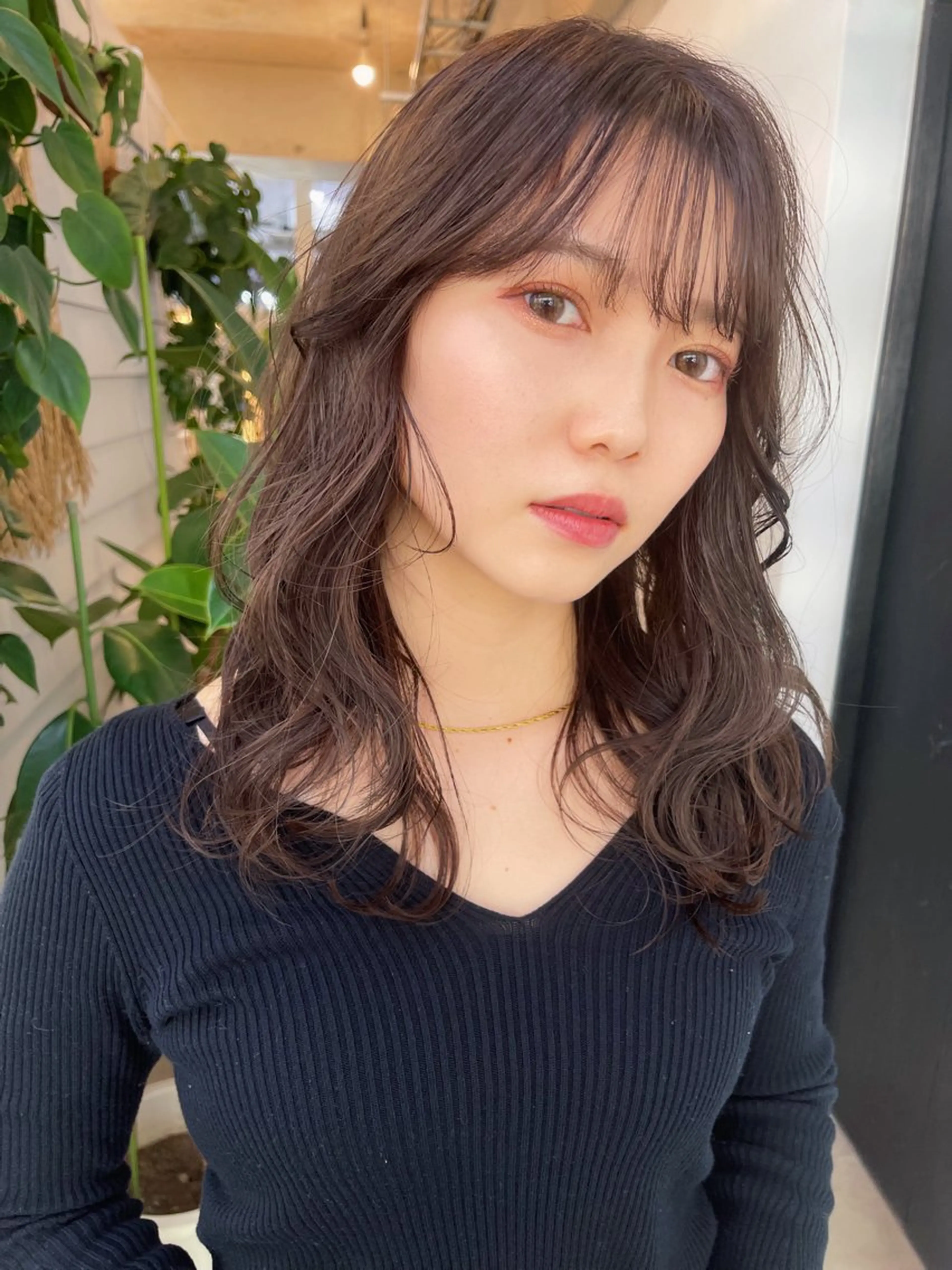 ミディアム カラー グレージュ ヘアカラー トリートメント AiM 大名　似合わせカットのヘアスタイル