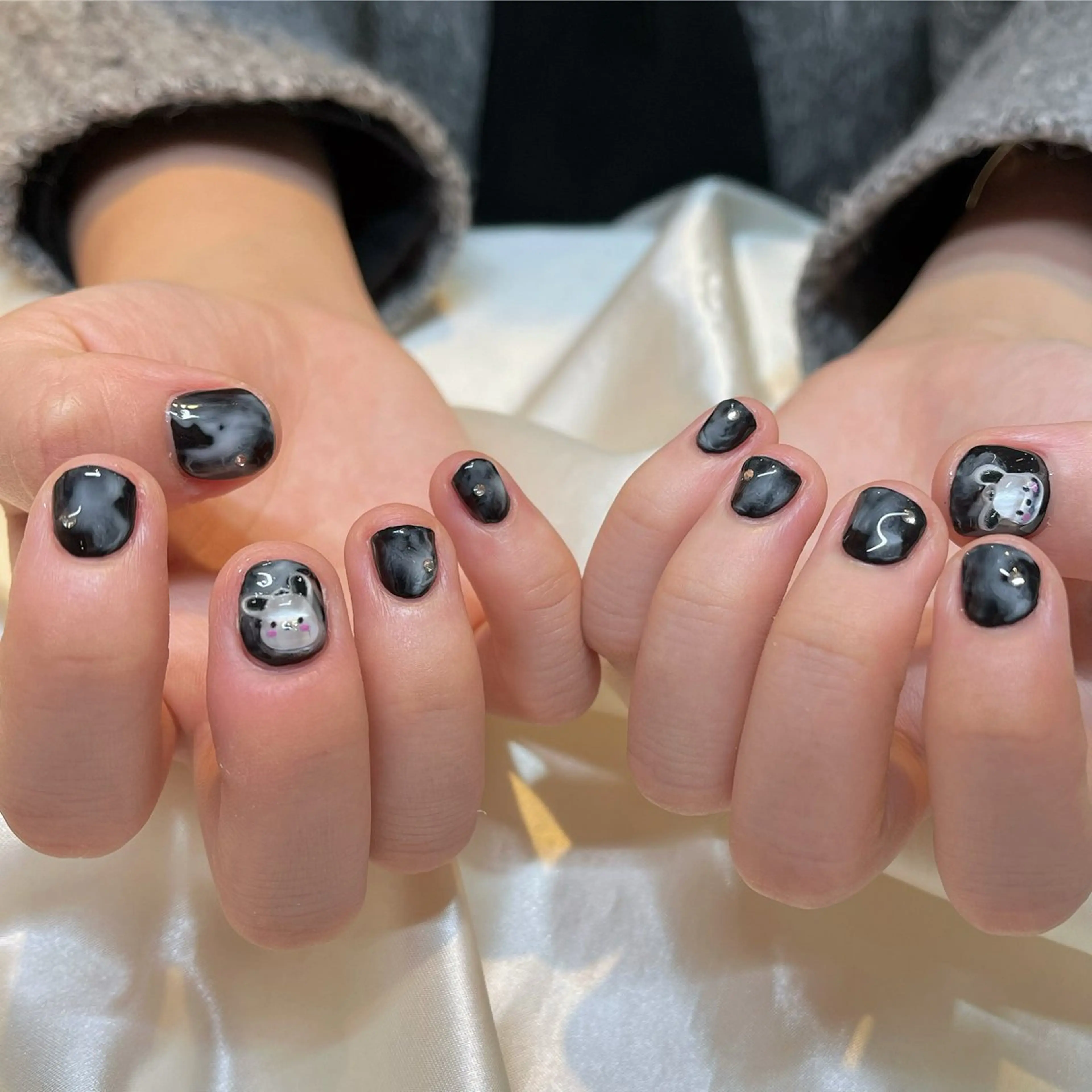 ネイル ハンドネイル 内田 里穂のネイルデザイン