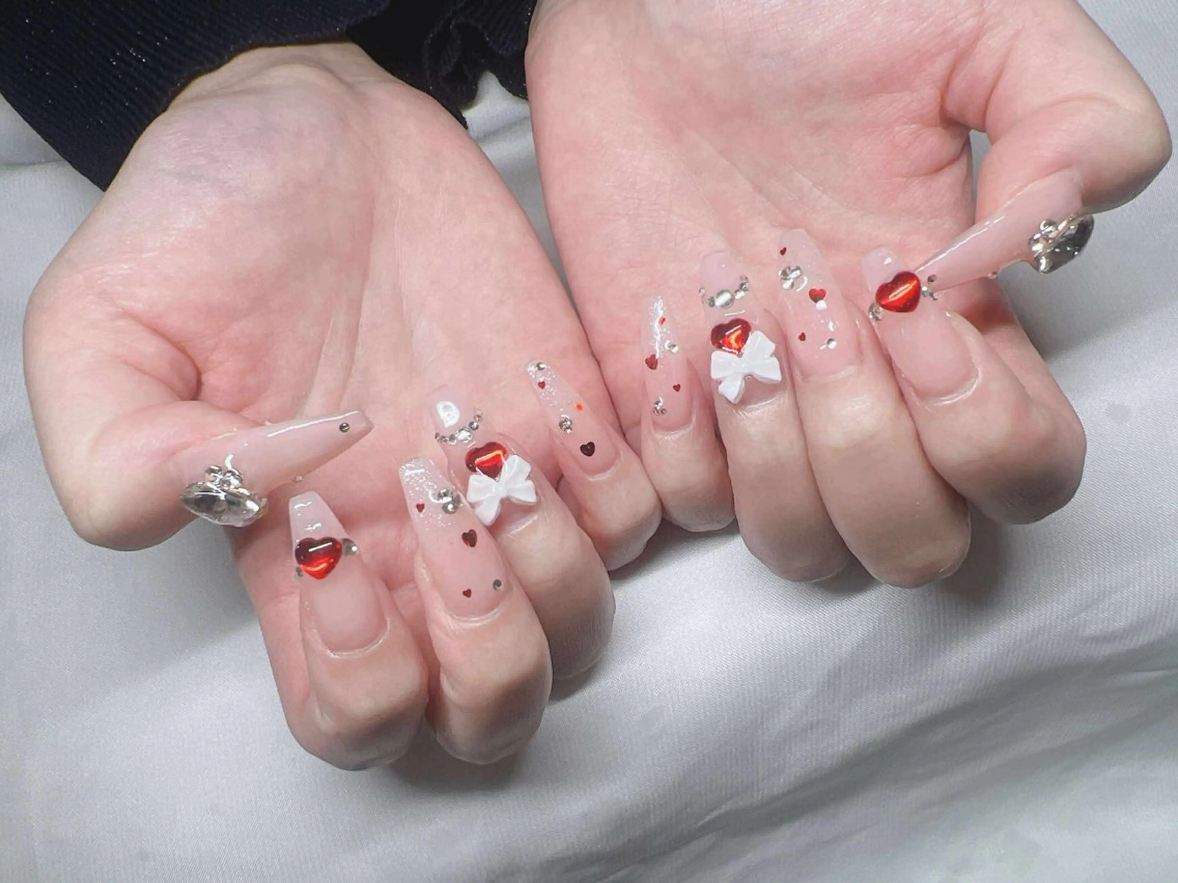 ネイル 長さ出し グラデーション 卒業式 キラキラネイル マグネットネイル ハンドネイル Lee Nailsのネイルデザイン