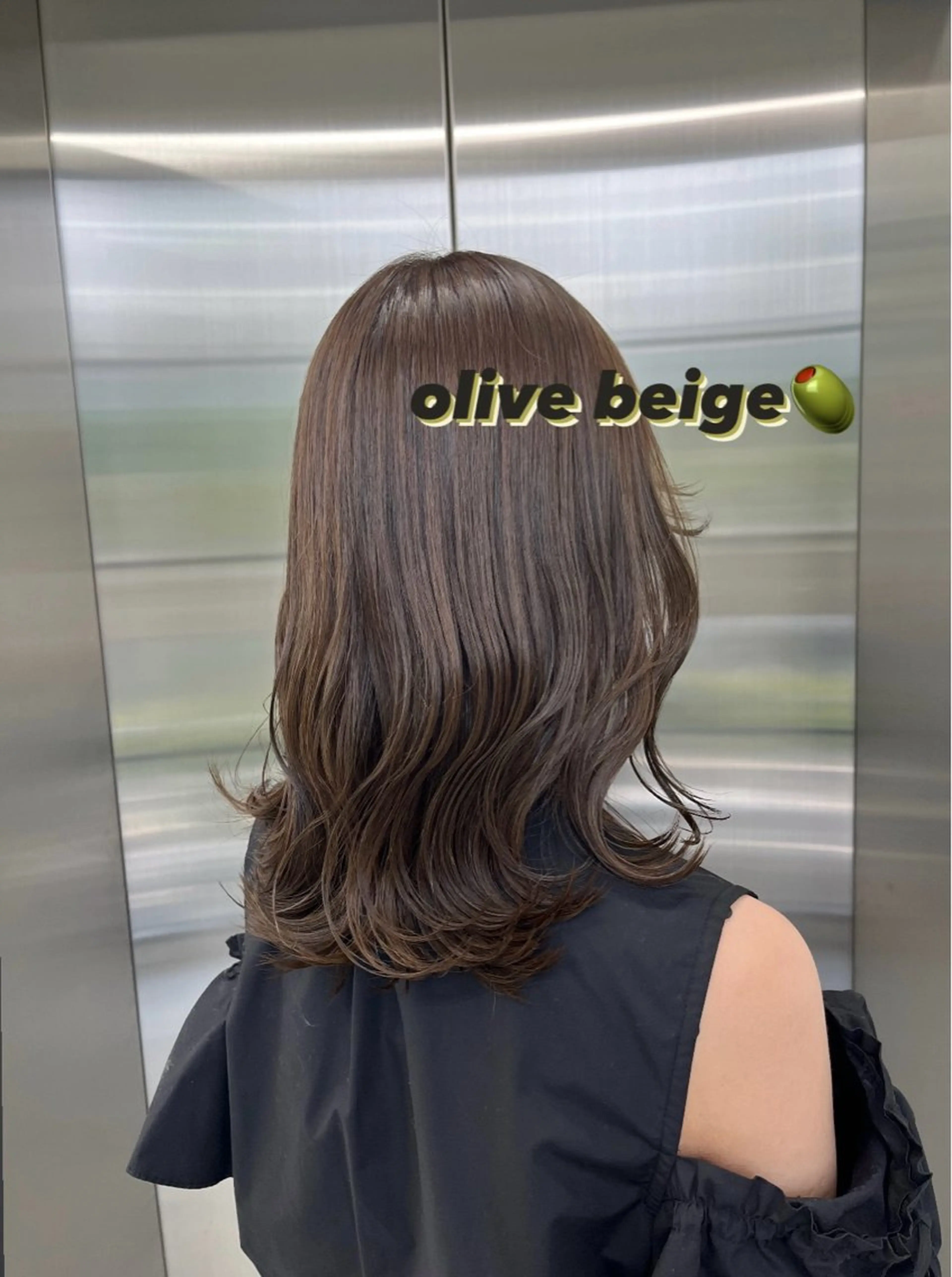 セミロング カラー ベージュカラー オリーブベージュ カット ヘアカラー トリートメント 🫧‪Ameri🫧 JILLSTUDIOのヘアスタイル